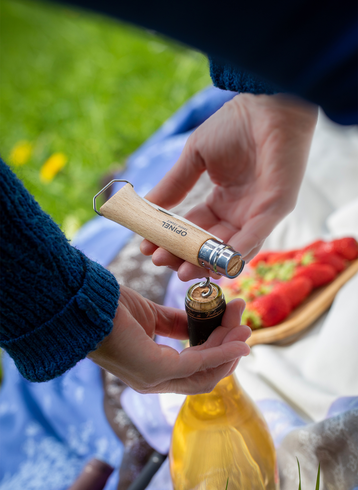 Kellnermesser Flaschenöffner aus Edelstahl OPINEL Beige
