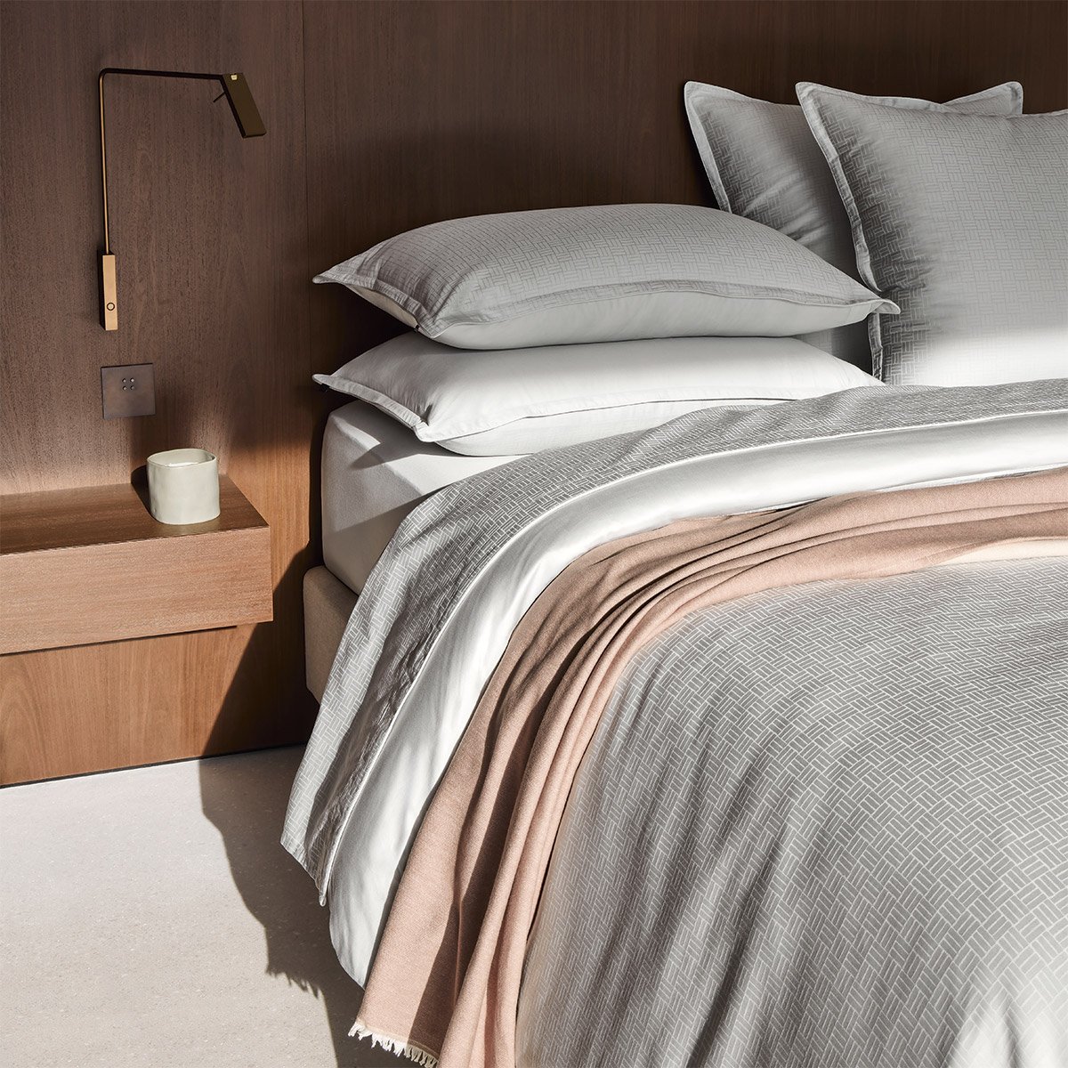 Drap housse en satin de coton, lattice BOSS HOME Bleu