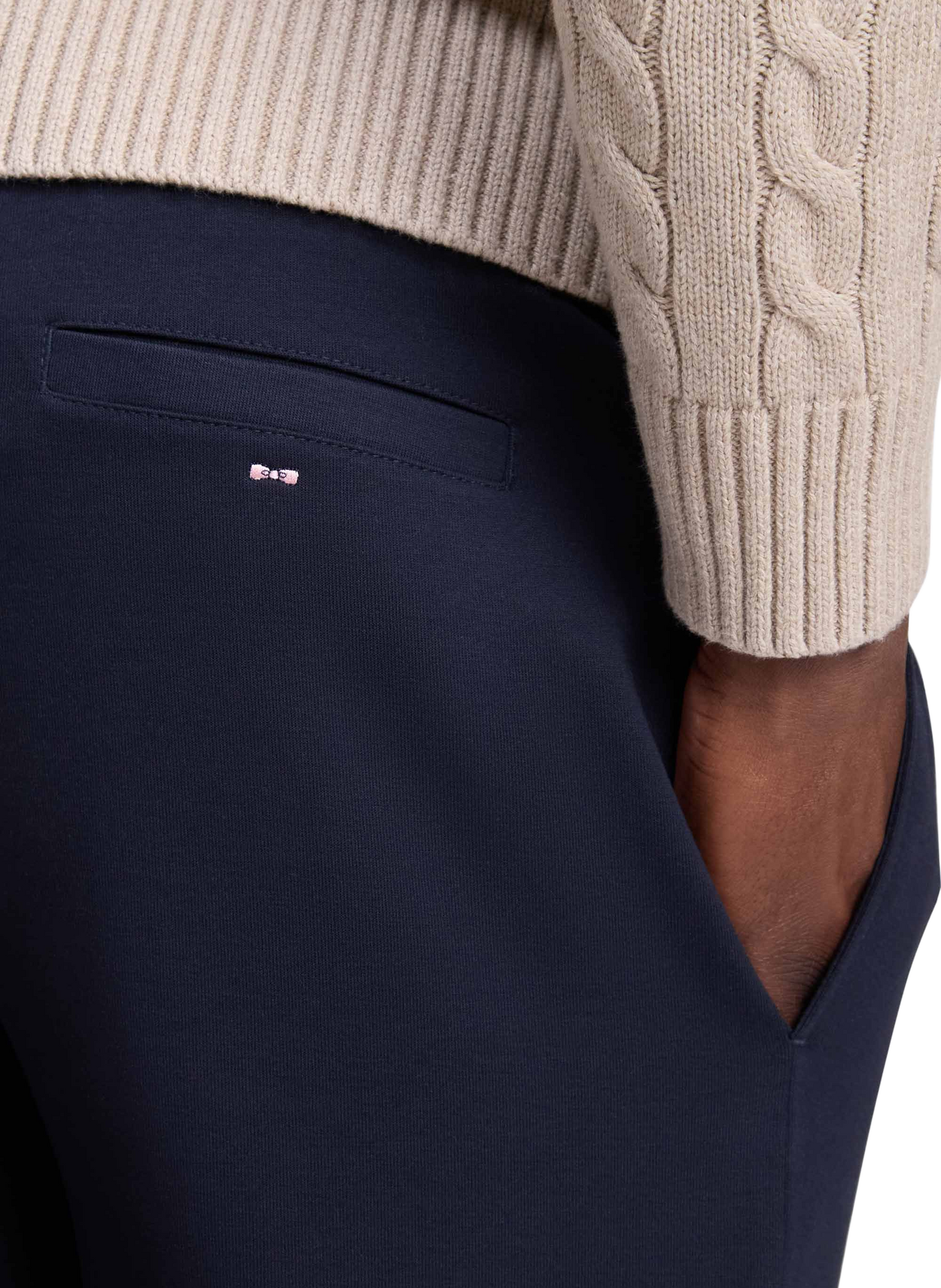 Pantalon de survêtement en coton mélangé EDEN PARK Blau