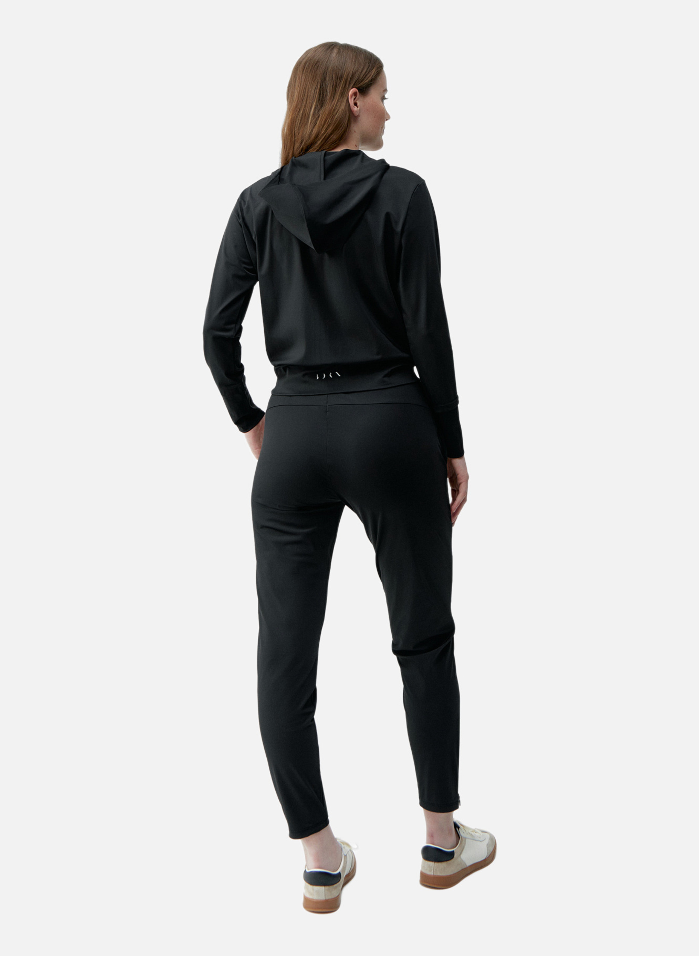 Veste de sport zippée performance athleisure airla BORN LIVING YOGA Noir