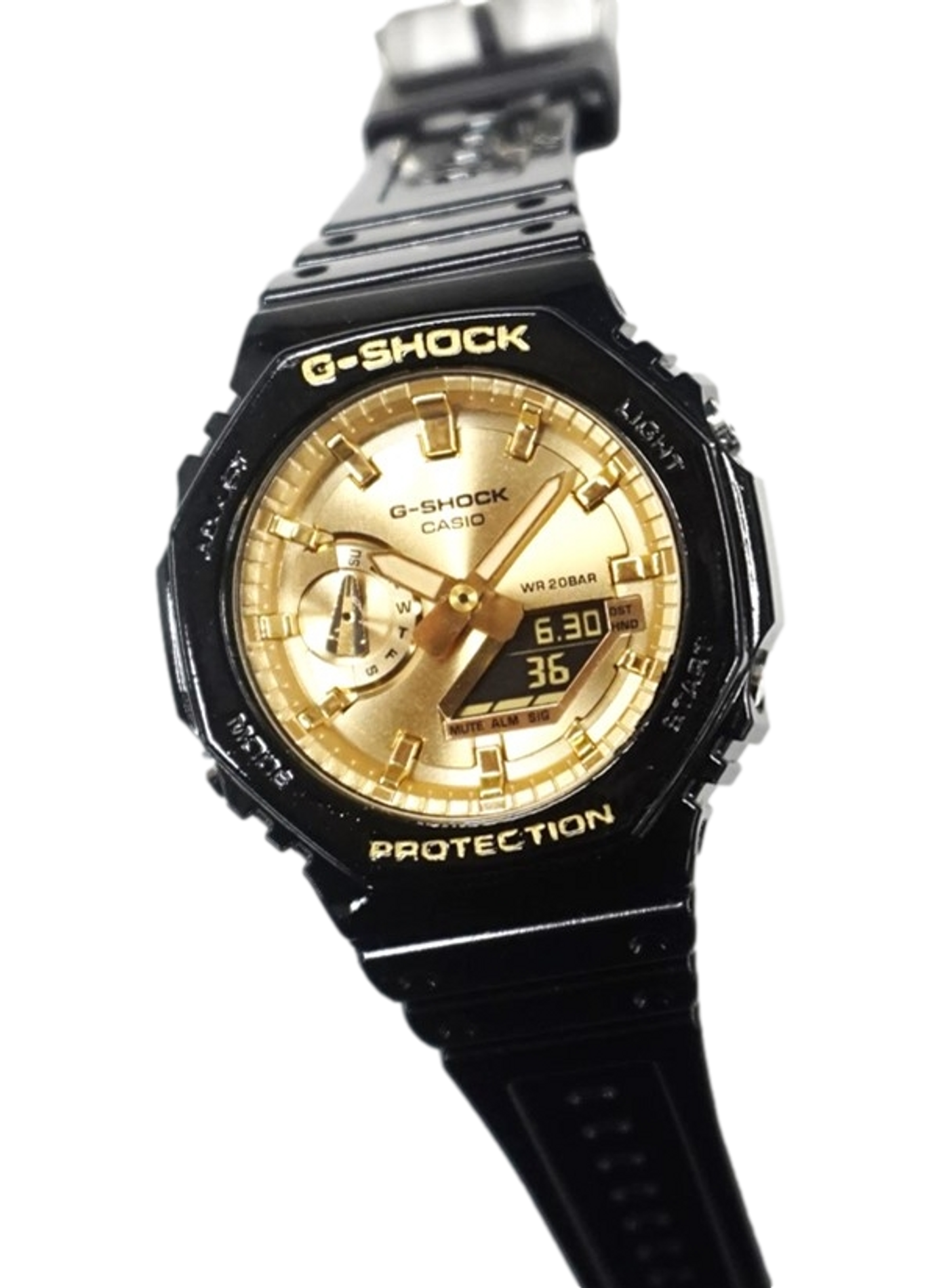 Montre classique en résine CASIO Noir