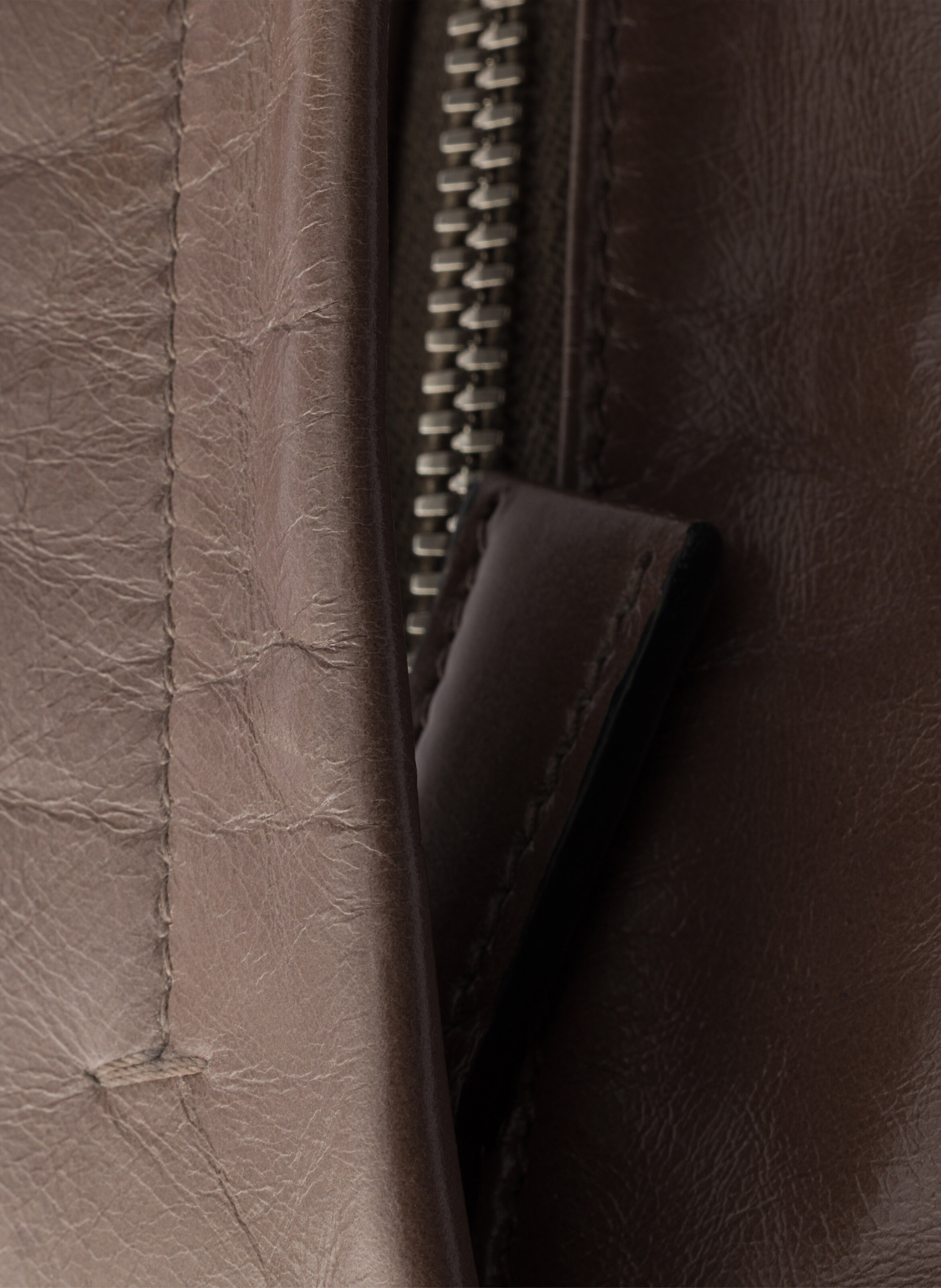 Sac à bandoulière en cuir PRADA Gris