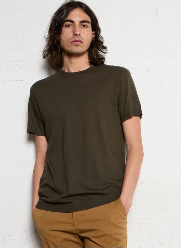 Tee-shirt droit col rond en coton mélangé Kaki by IKKS IKKS Tee-shirt droit col rond en coton mélangé Kaki