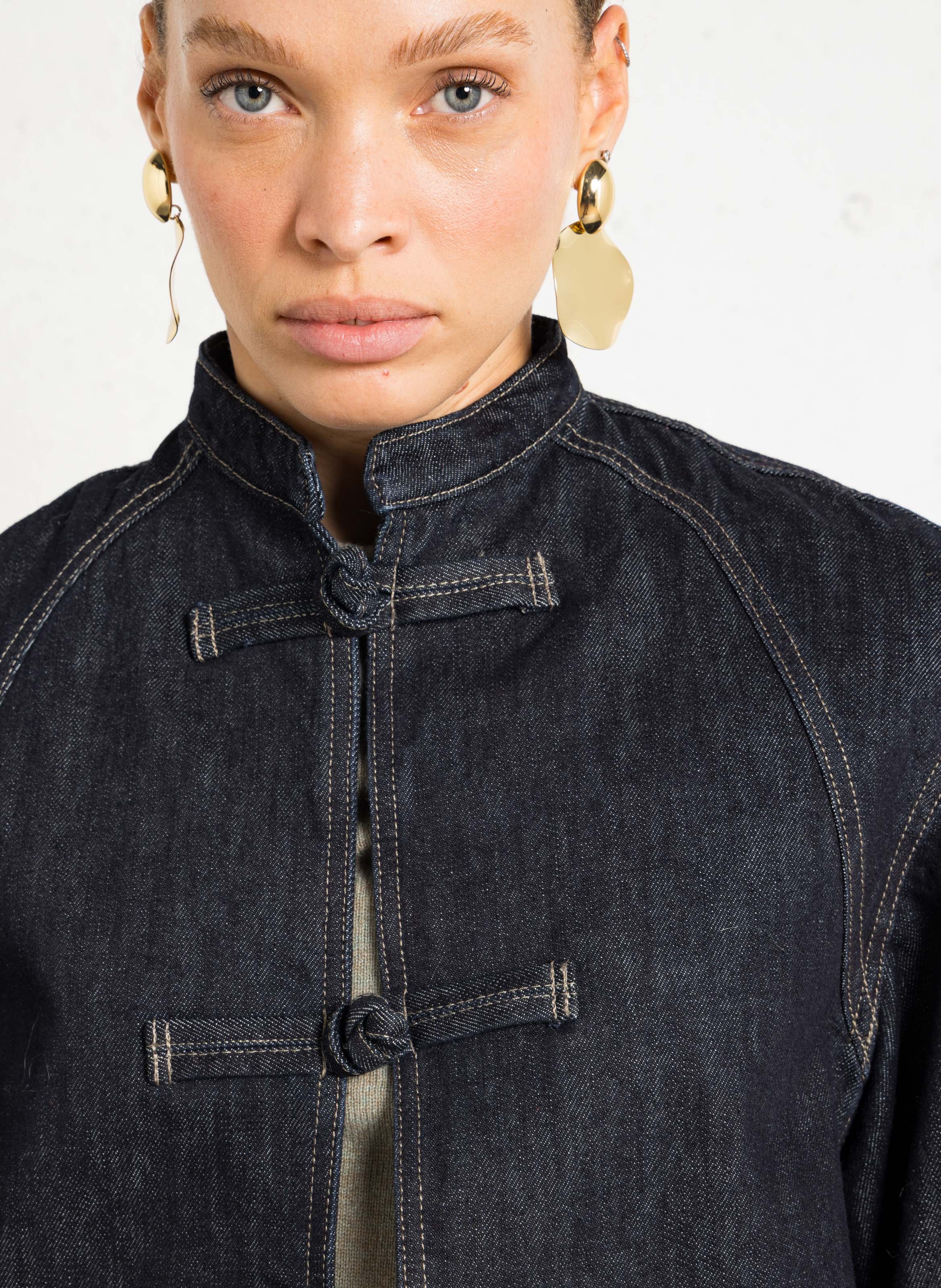 Veste oversize col rond en denim brut Iliana SOEUR Bleu