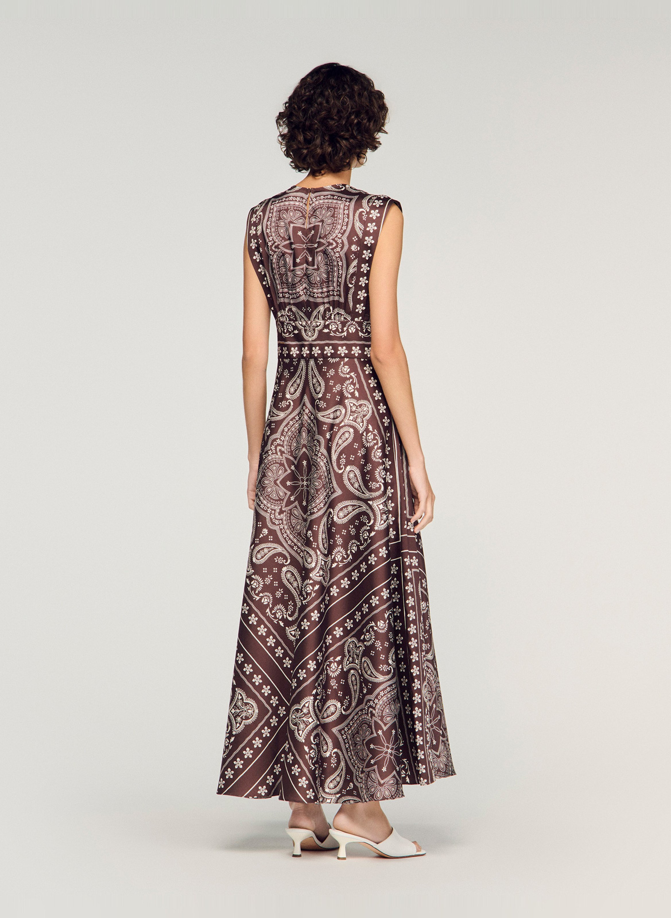 Robe longue col v imprimée SANDRO Marron