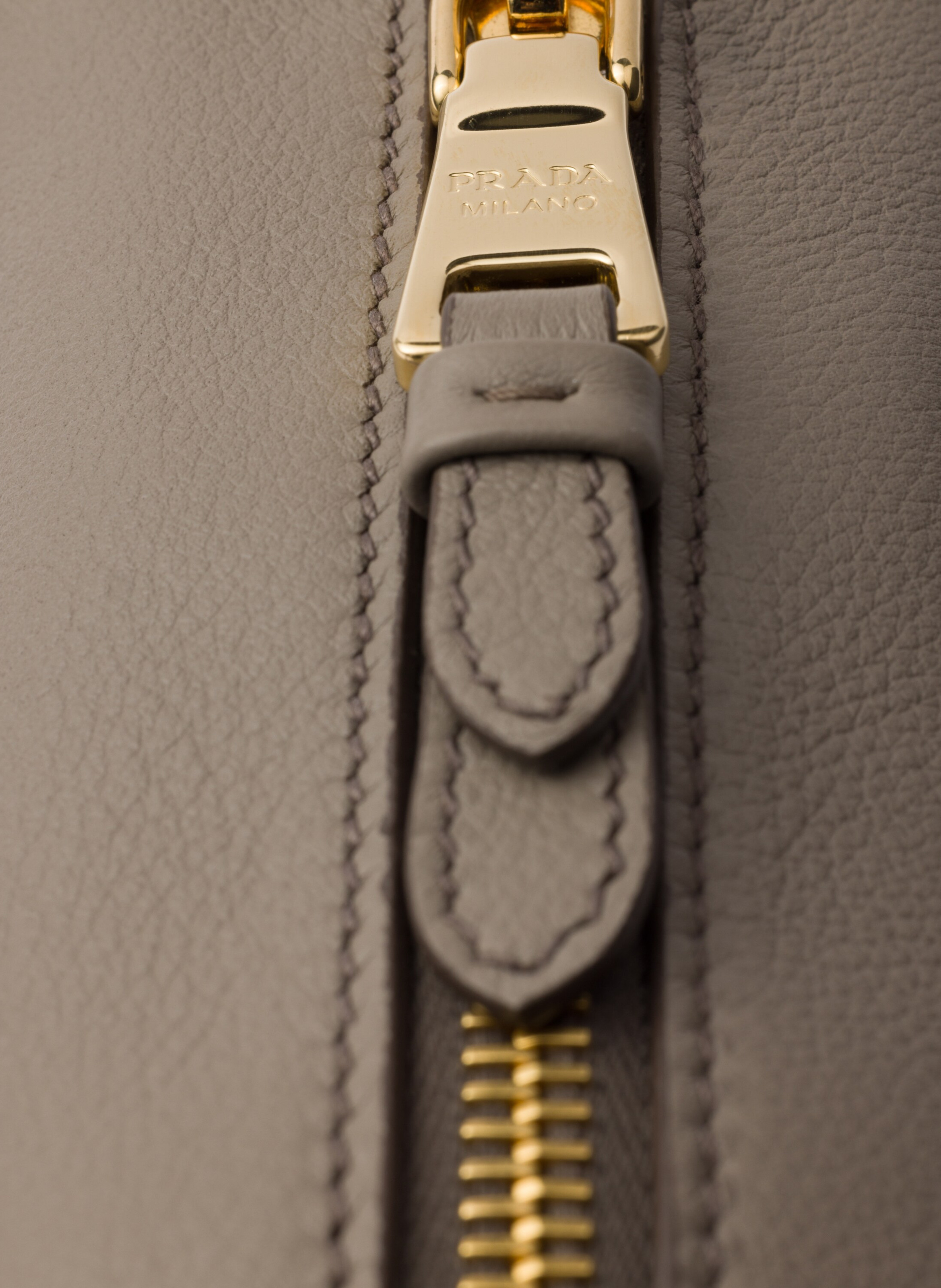 Pochette en cuir PRADA Gris