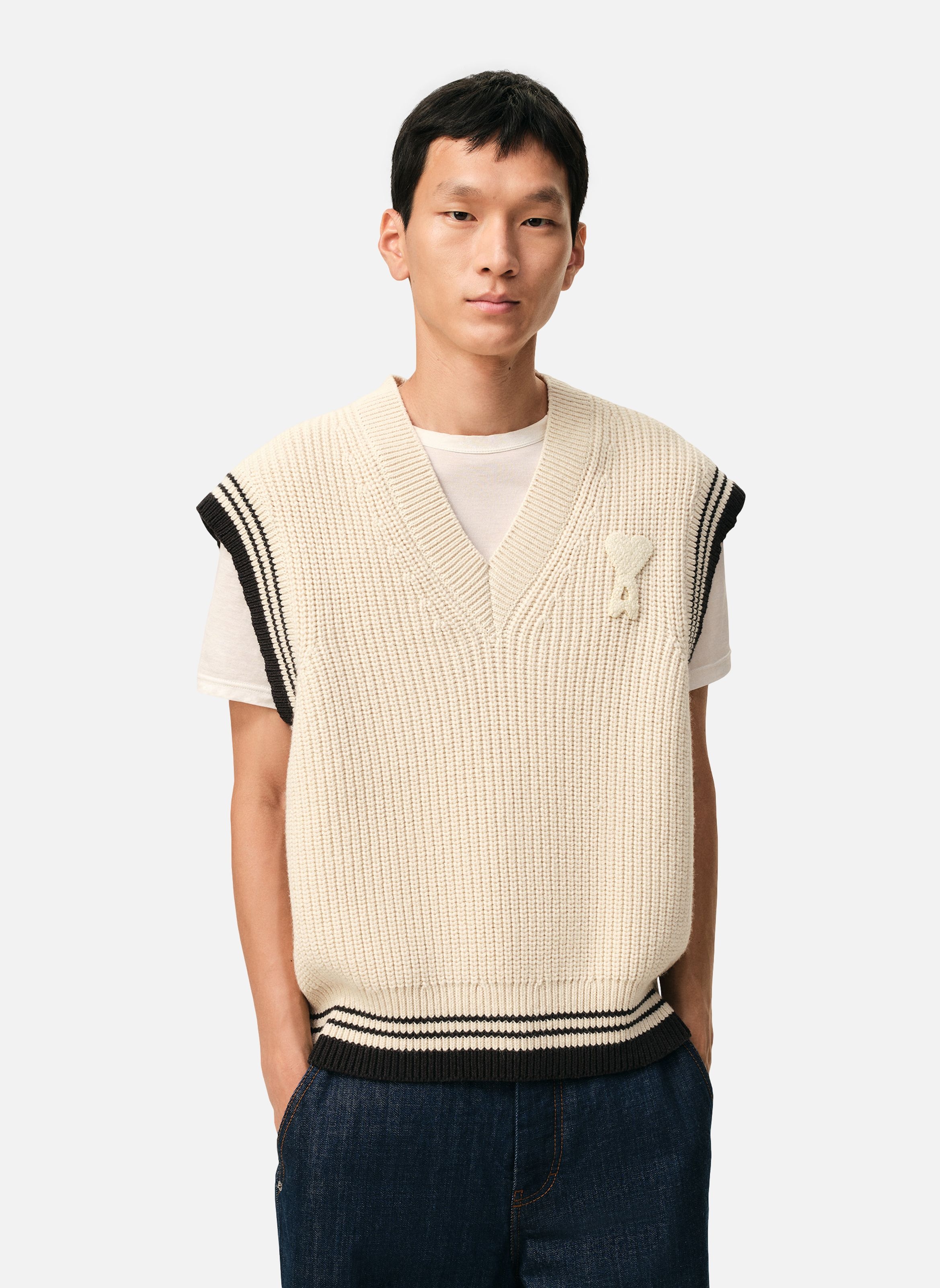 Pull col v sans manches ami de coeur en laine côtelée unisexe AMI PARIS Blanc