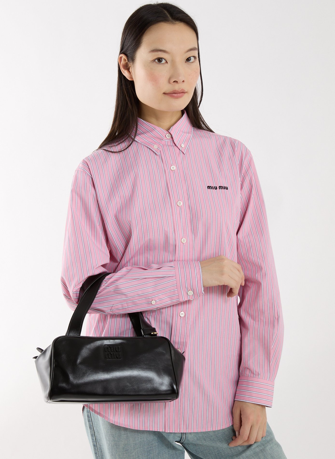 Sac à main en cuir de veau MIU MIU Noir