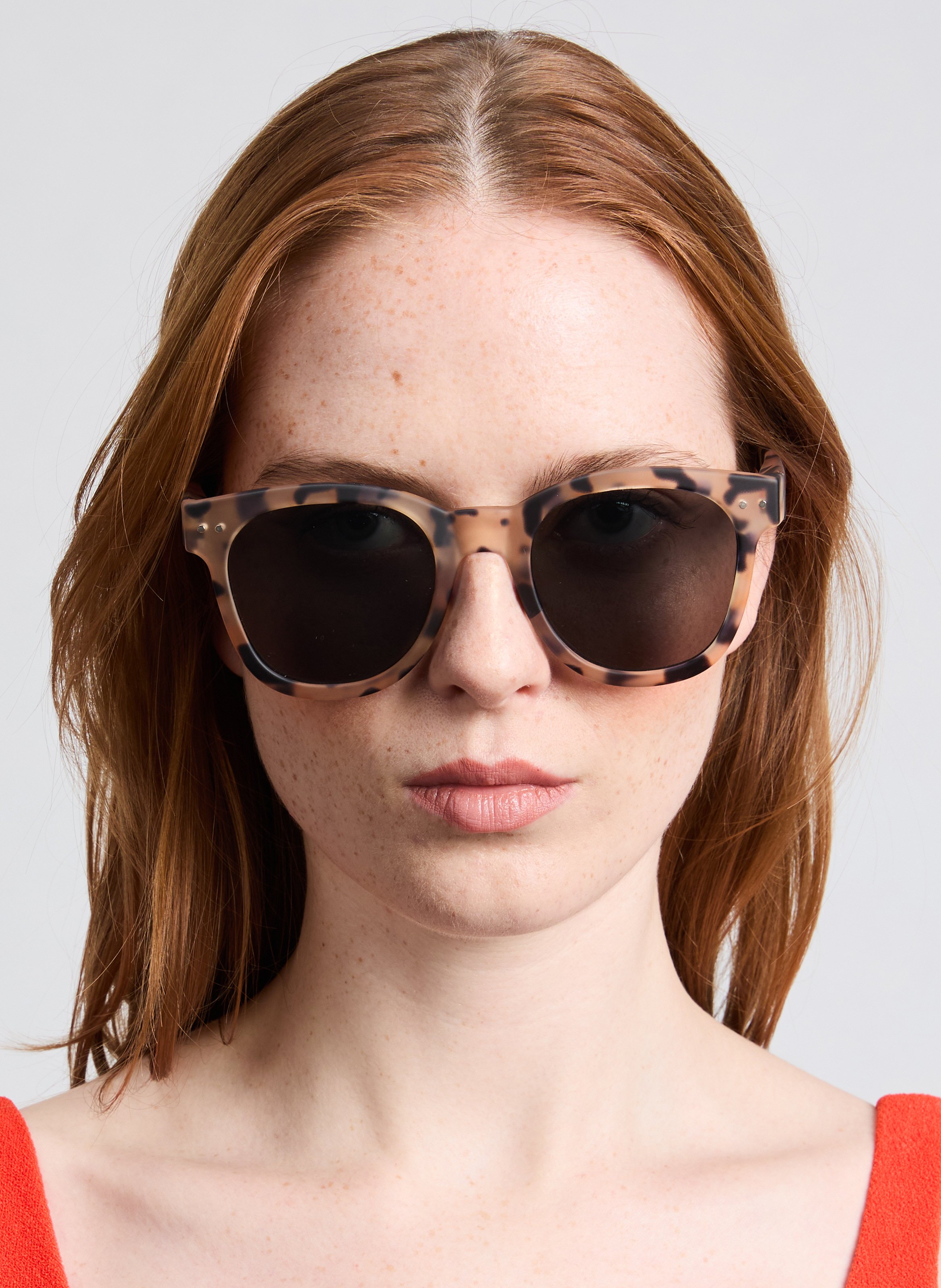 Patterned sunglasses IZIPIZI Brown