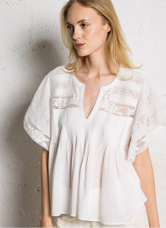 Top manches courtes en dentelle paradis Blanc by MAISON 123 MAISON 123 Top manches courtes en dentelle paradis Blanc