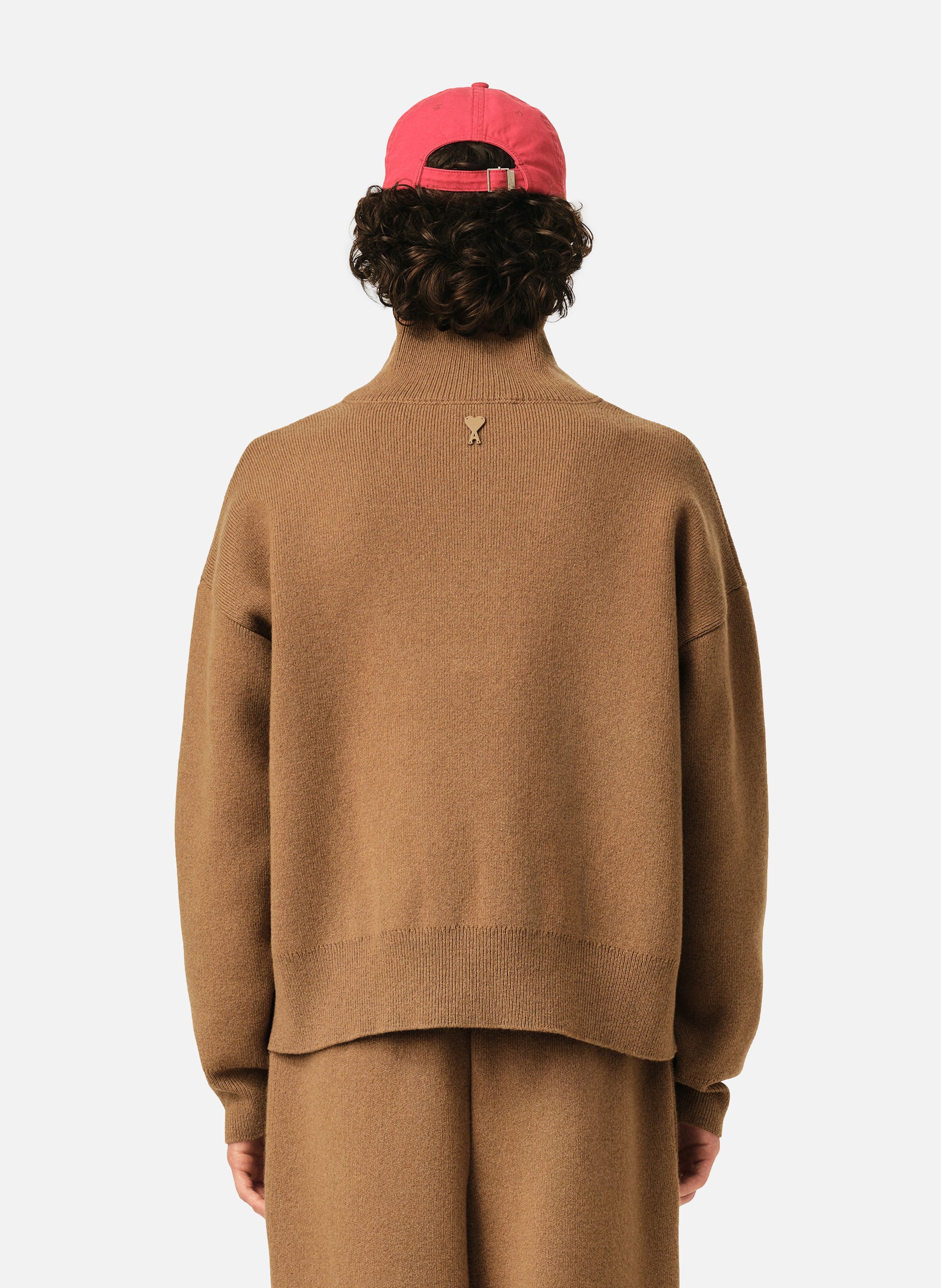 Pull col montant boutonné unisexe en laine AMI PARIS Marron