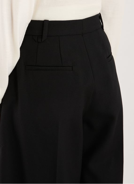 Pantalon ample en coton mélangé | Noir by JACQUEMUS Pantalon ample en coton mélangé Noir