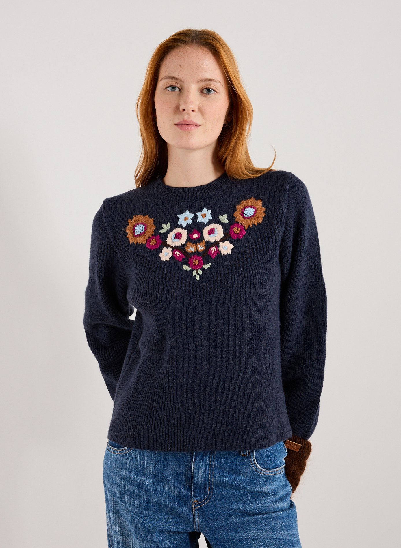 LOUISE MISHA Pull droit à fleurs brodées Bleu