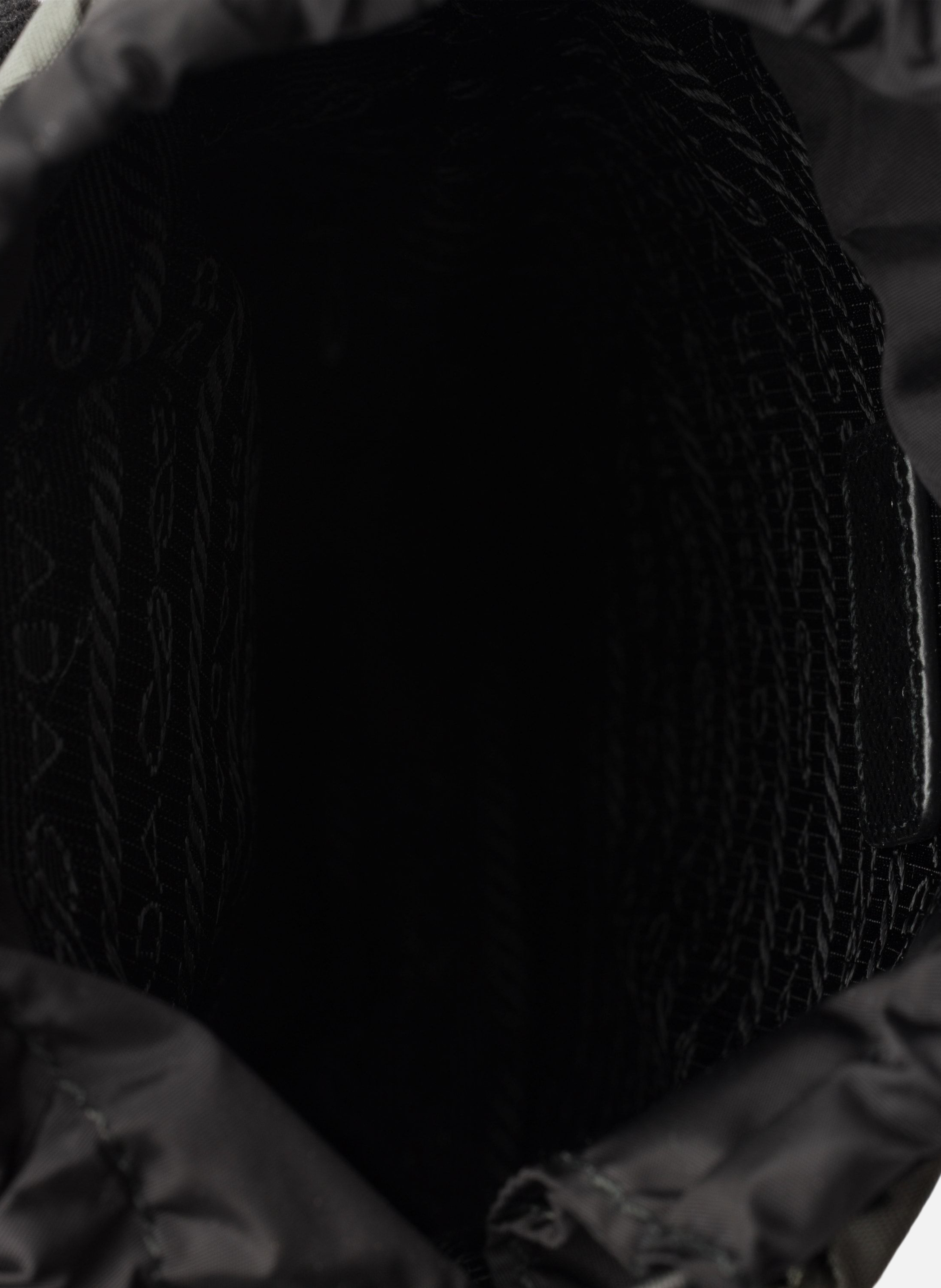 Étui pour smartphone en re-nylon PRADA Vert