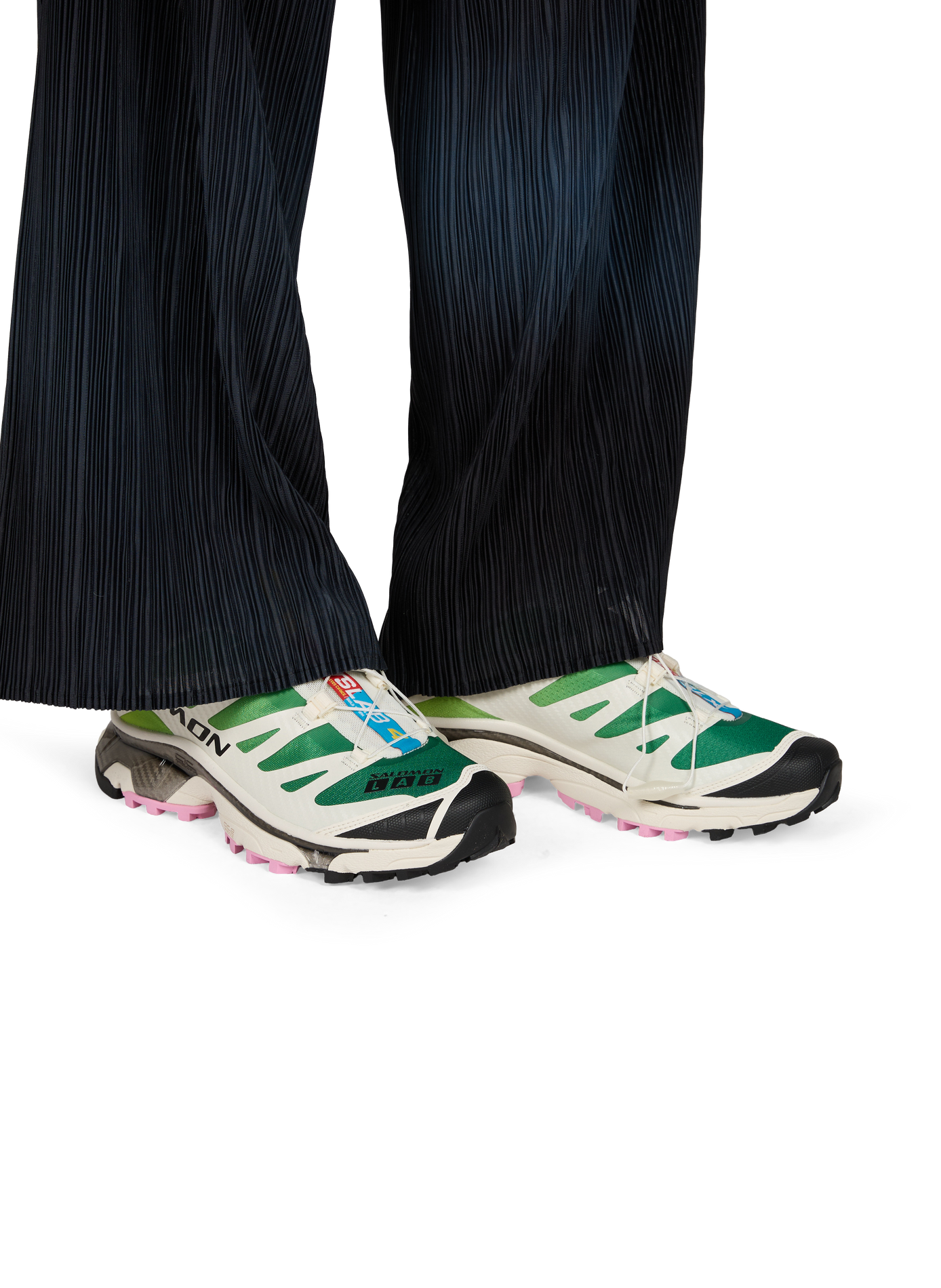 XT-4 OG Low-Top Sneakers SALOMON Green
