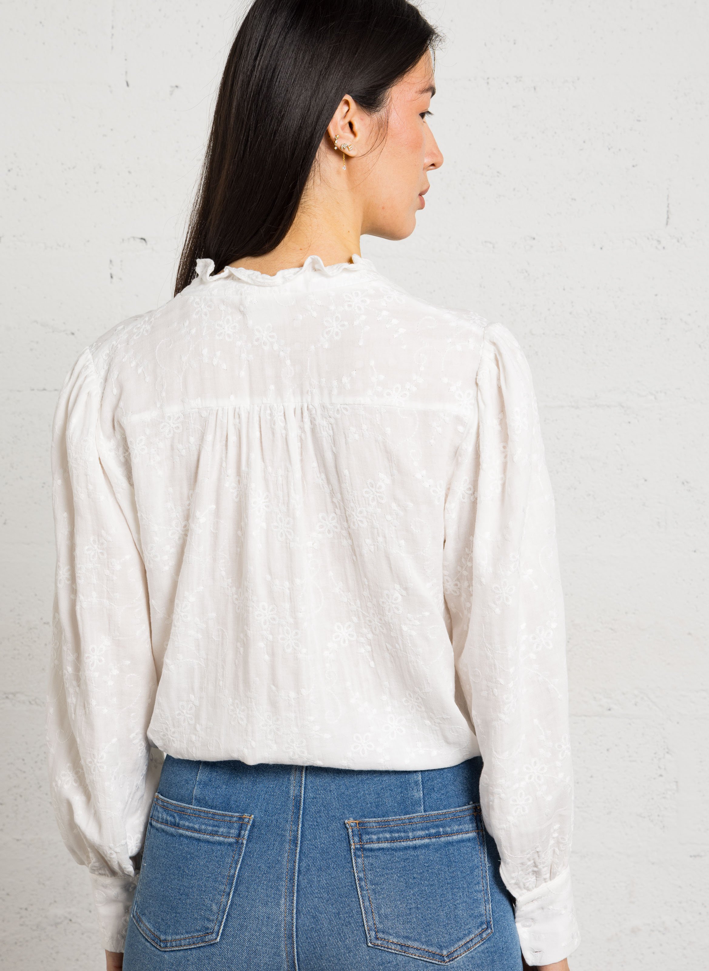 Blouse droite col v brodée dila MAISON 123 Blanc