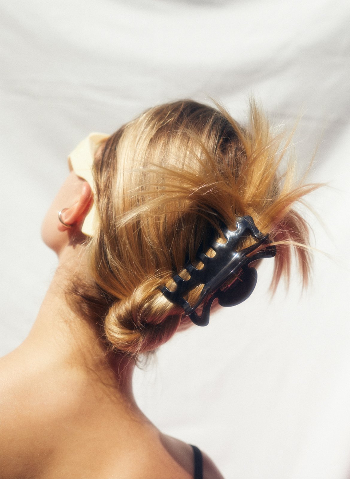 1990s Scorpio Clip in Onyx SALT & WAVE No color