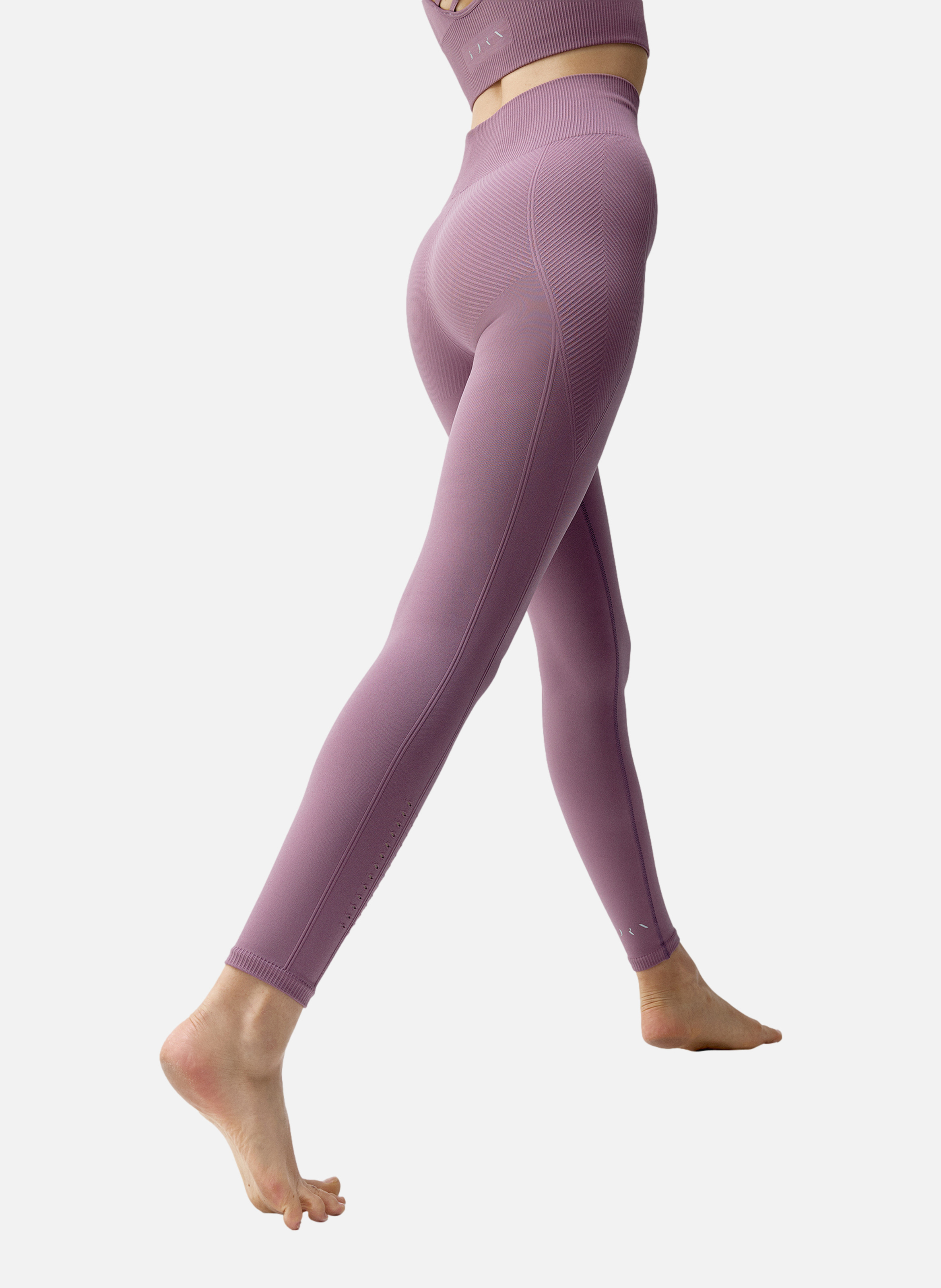 Legging de sport long seamless india BORN LIVING YOGA Violet