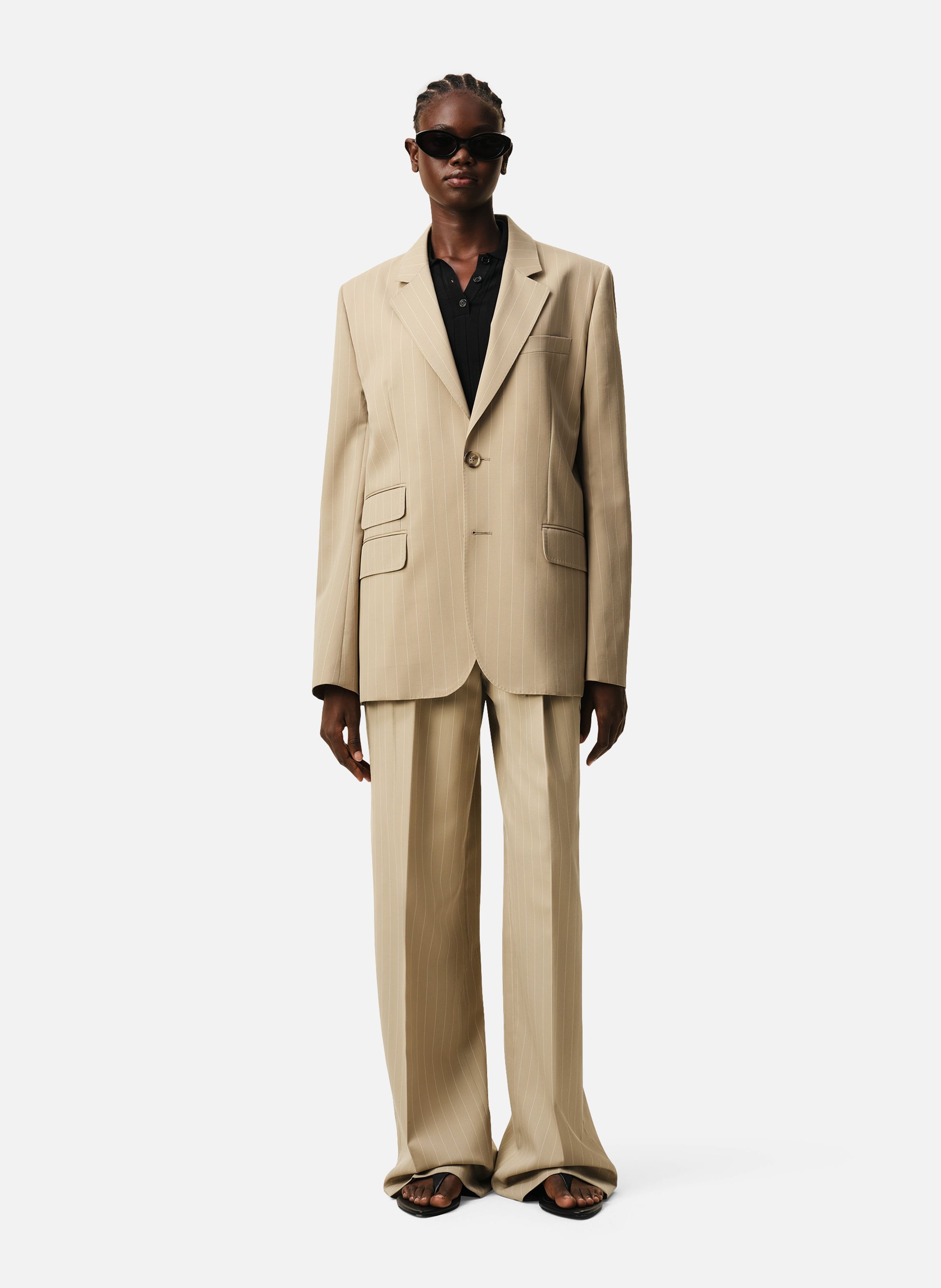 Veste boxy simple boutonnage en laine vierge AMI PARIS Beige