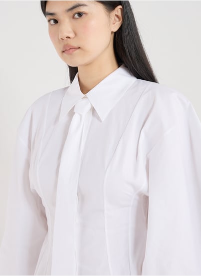 Fitted cotton shirt with tie A.W.A.K.E. MODE Fitted cotton shirt with tie A.W.A.K.E. MODE