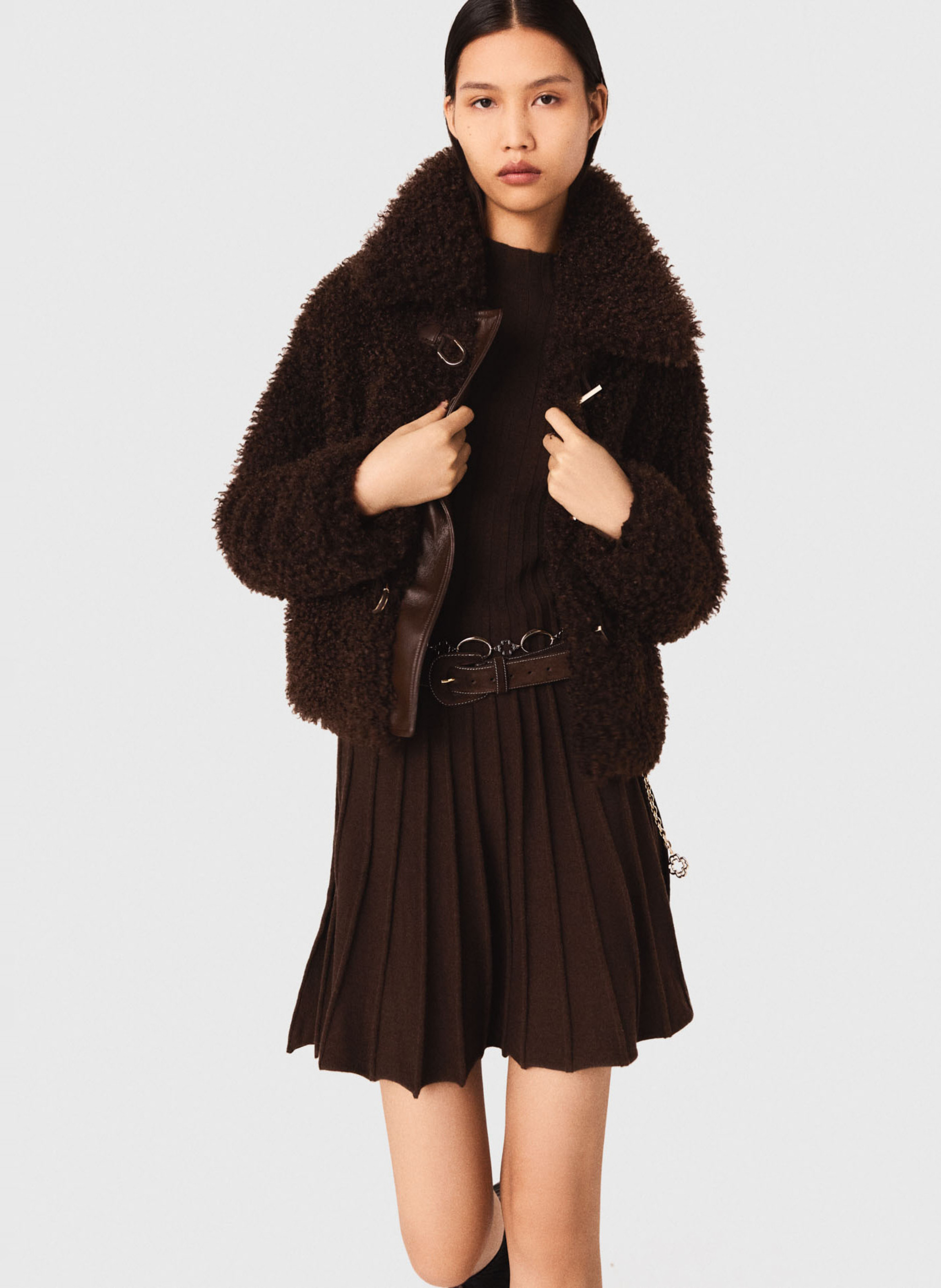 MAJE Veste col classique en fausse fourrure Marron