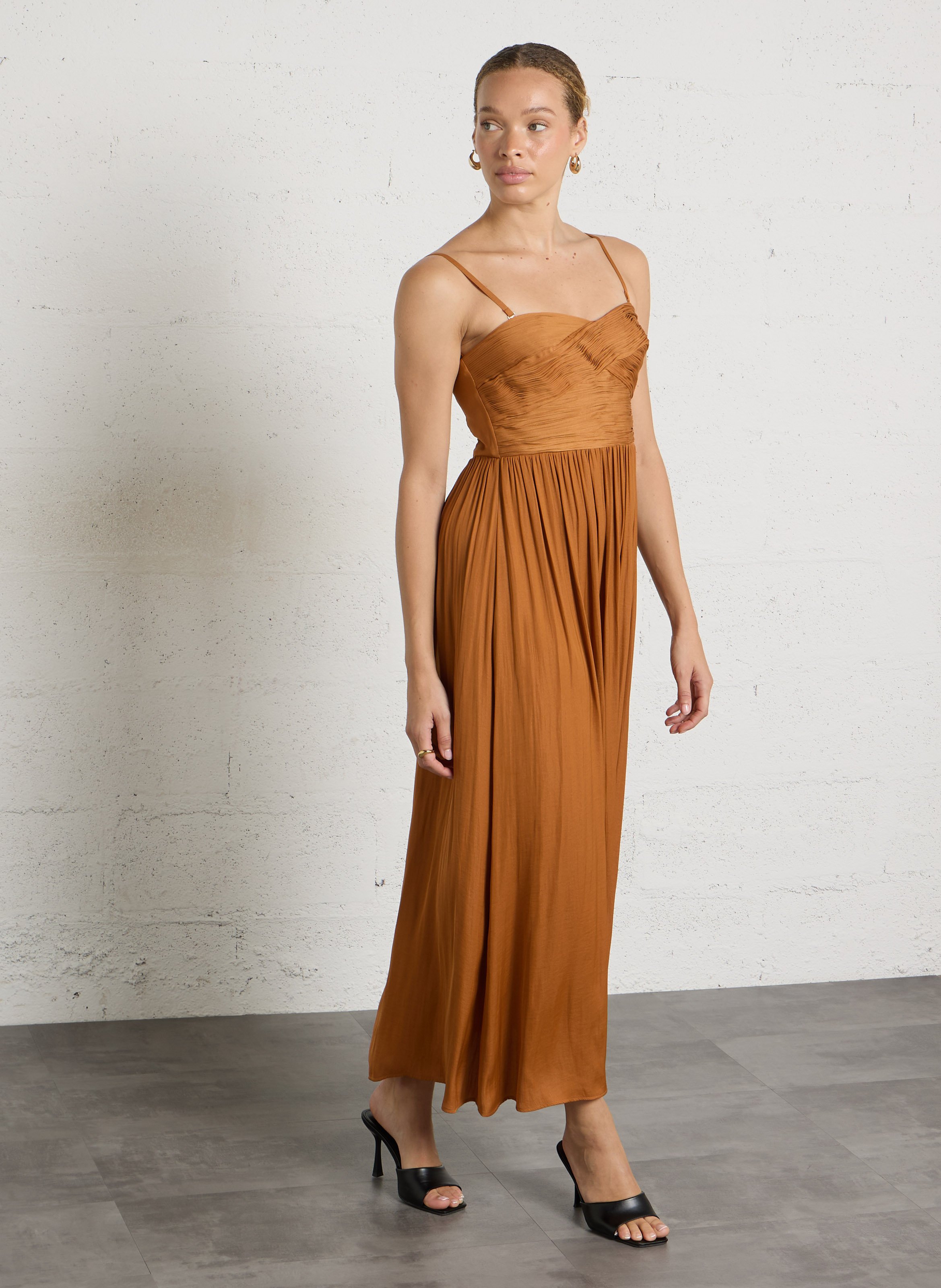 Robe longue à bretelles plissée passion MAISON 123 Doré
