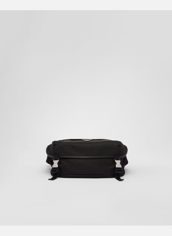 Sac porté épaule en re-nylon et cuir saffiano Noir by PRADA PRADA Sac porté épaule en re-nylon et cuir saffiano Noir