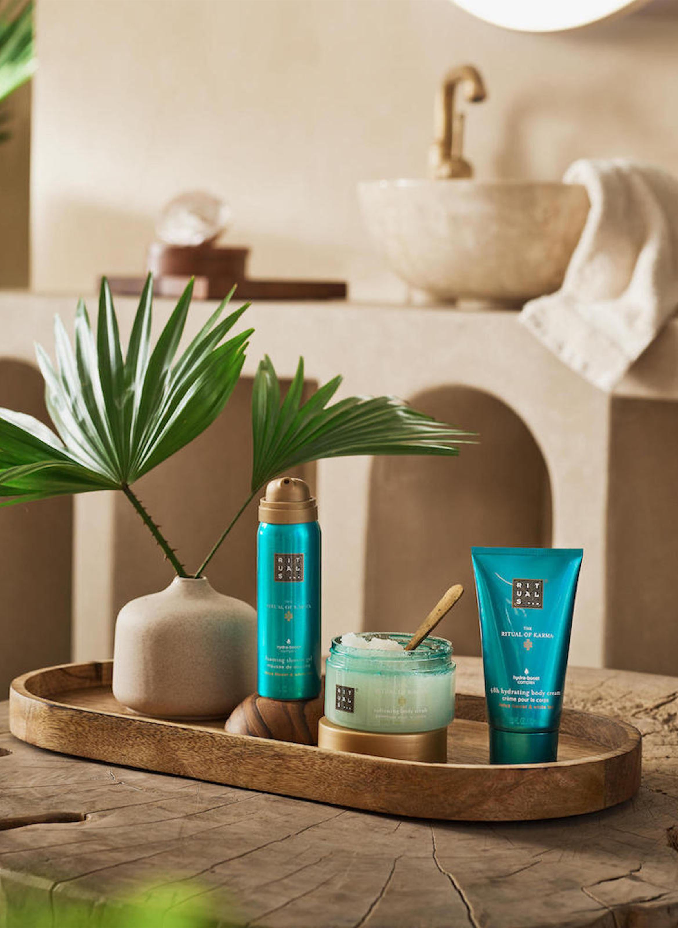 The Ritual of Karma - Caring Travel Set RITUALS No color