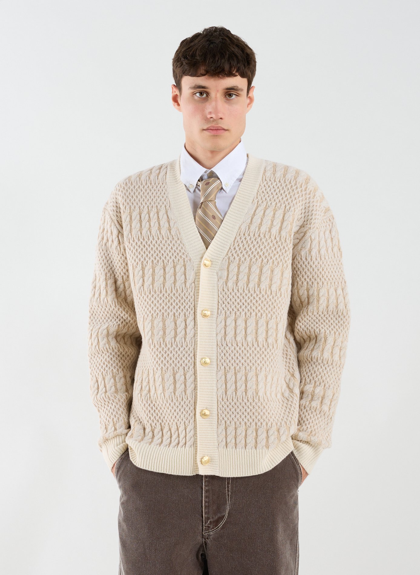 Le cardigan Torsades en laine DROLE DE MONSIEUR Beige
