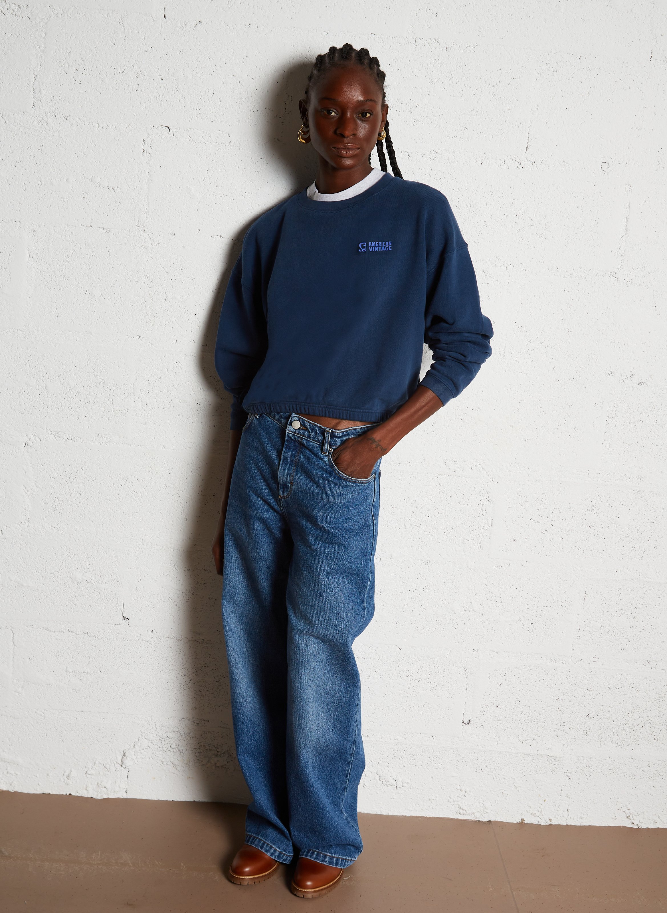 Sweat court col rond en coton mélangé izubird AMERICAN VINTAGE Bleu