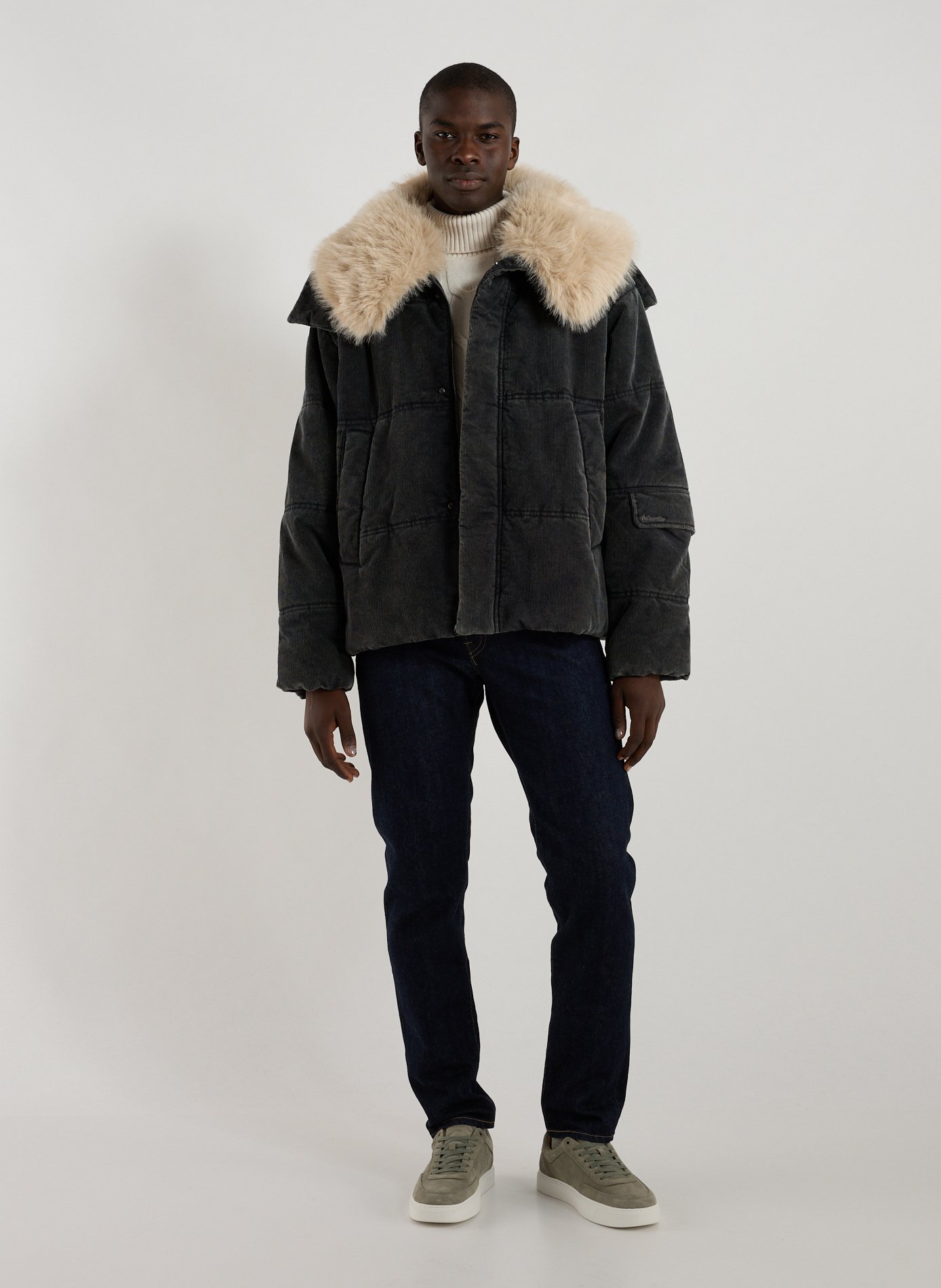 Blouson oversize à capuche amovible HOLZWEILER Noir