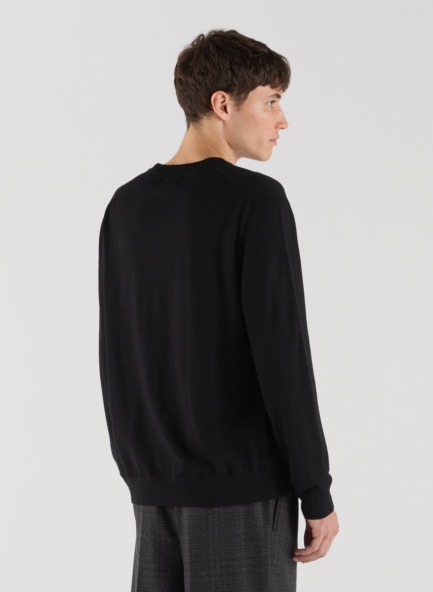 Merino wool round-neck jumper SAISON 1865 Black