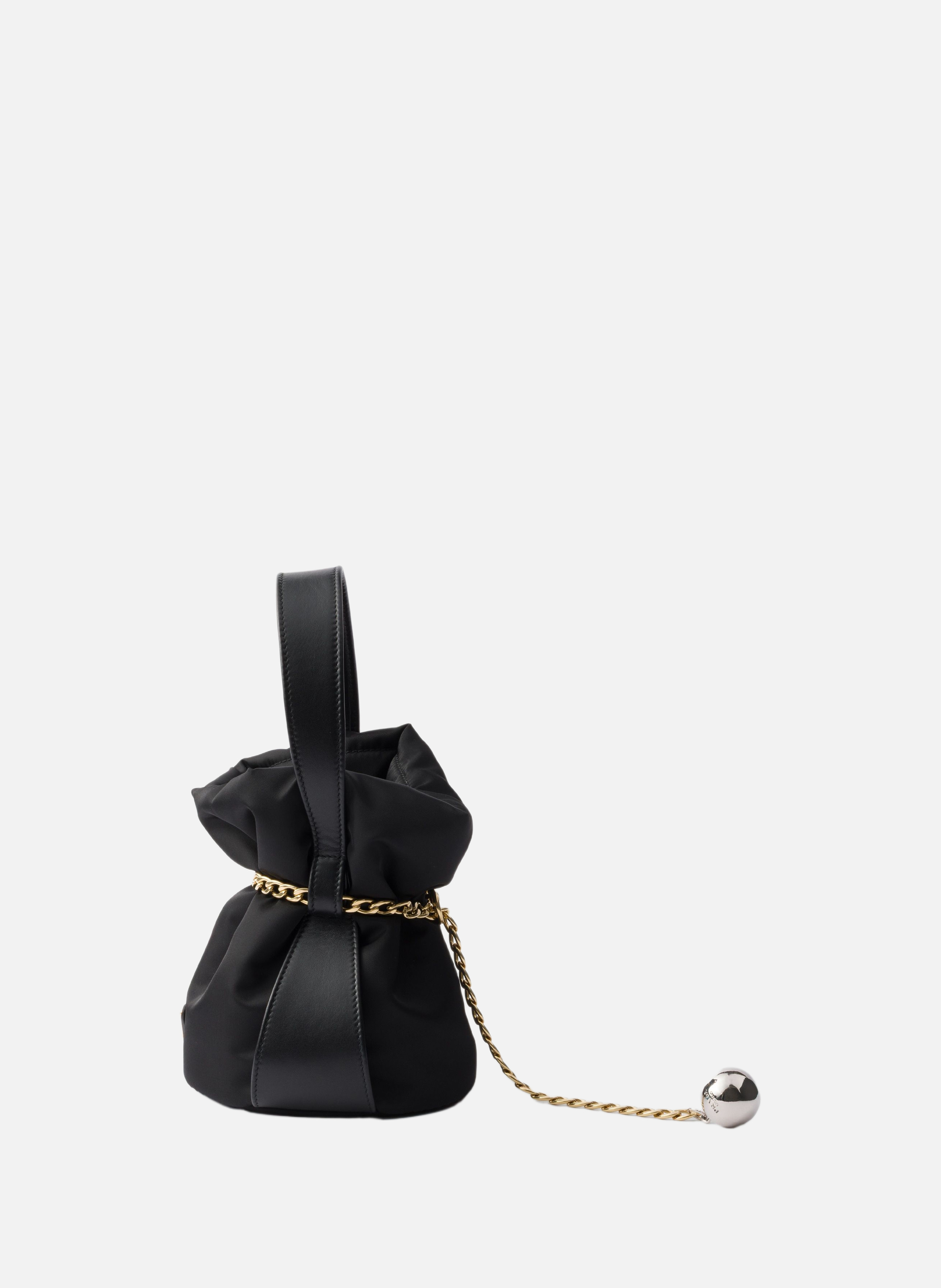 Petit sac seau en re-nylon et cuir nappa PRADA Noir