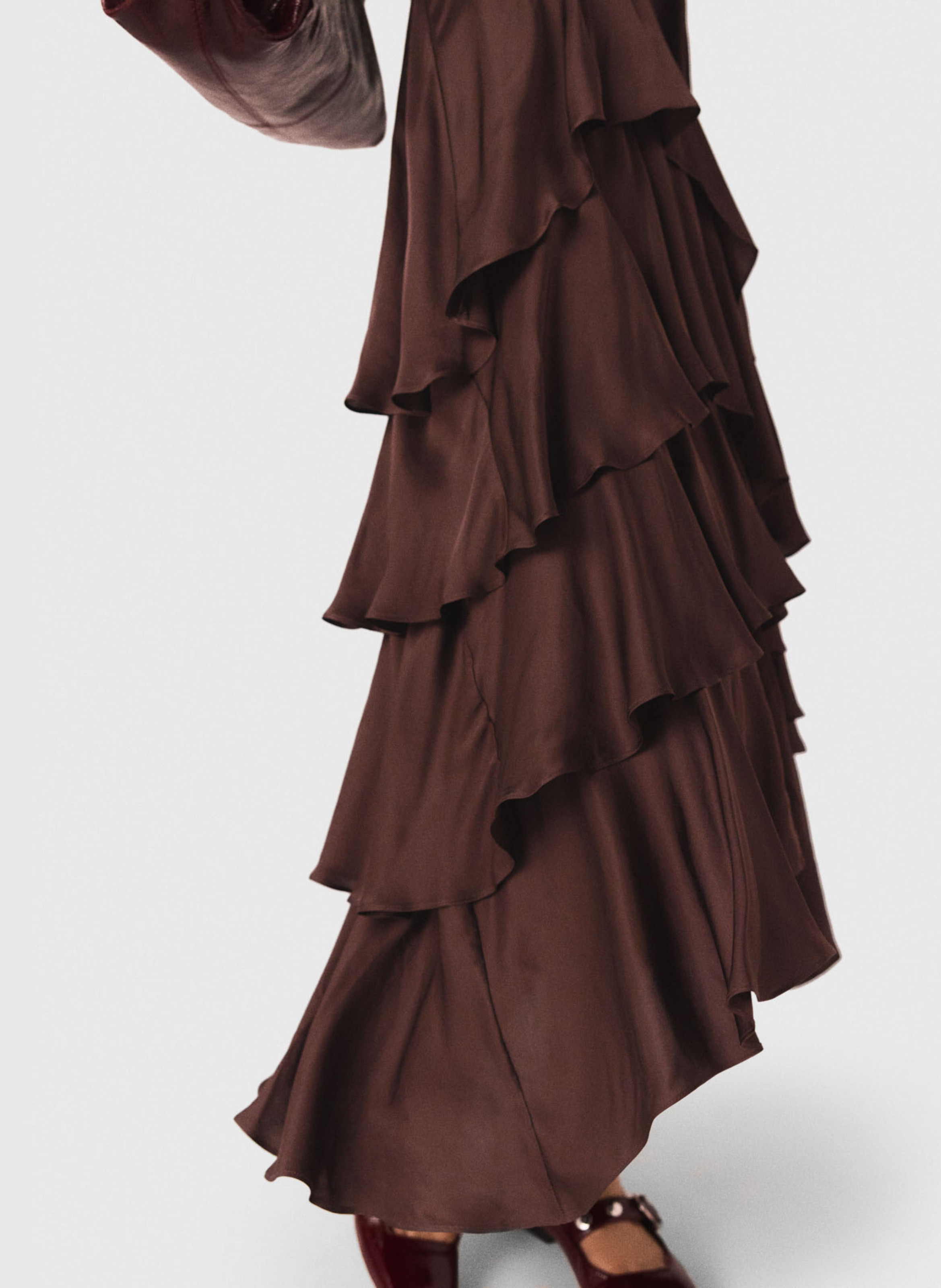 Robe longue à volants col v MAJE Marron