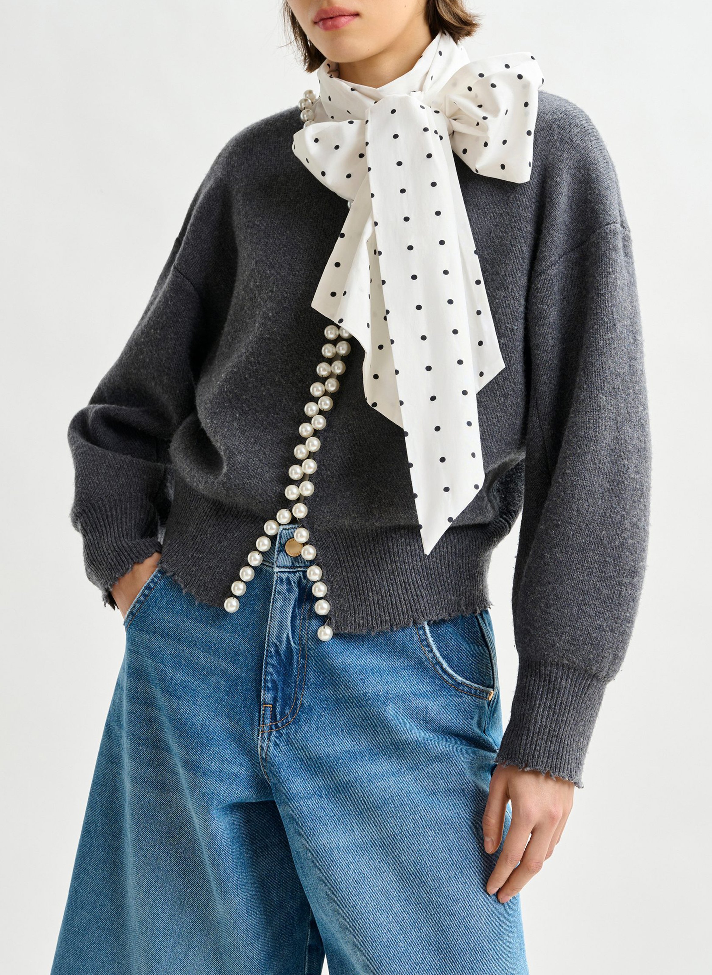 Cardigan droit à perles Ideas ESSENTIEL ANTWERP Gris