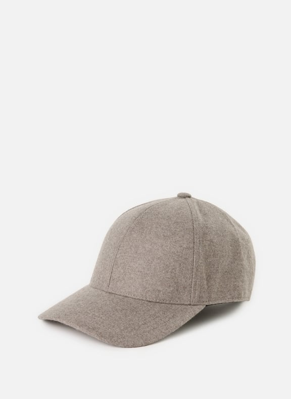 Houndstooth cashmere cap Beige by VARSITY VARSITY Houndstooth cashmere cap Beige