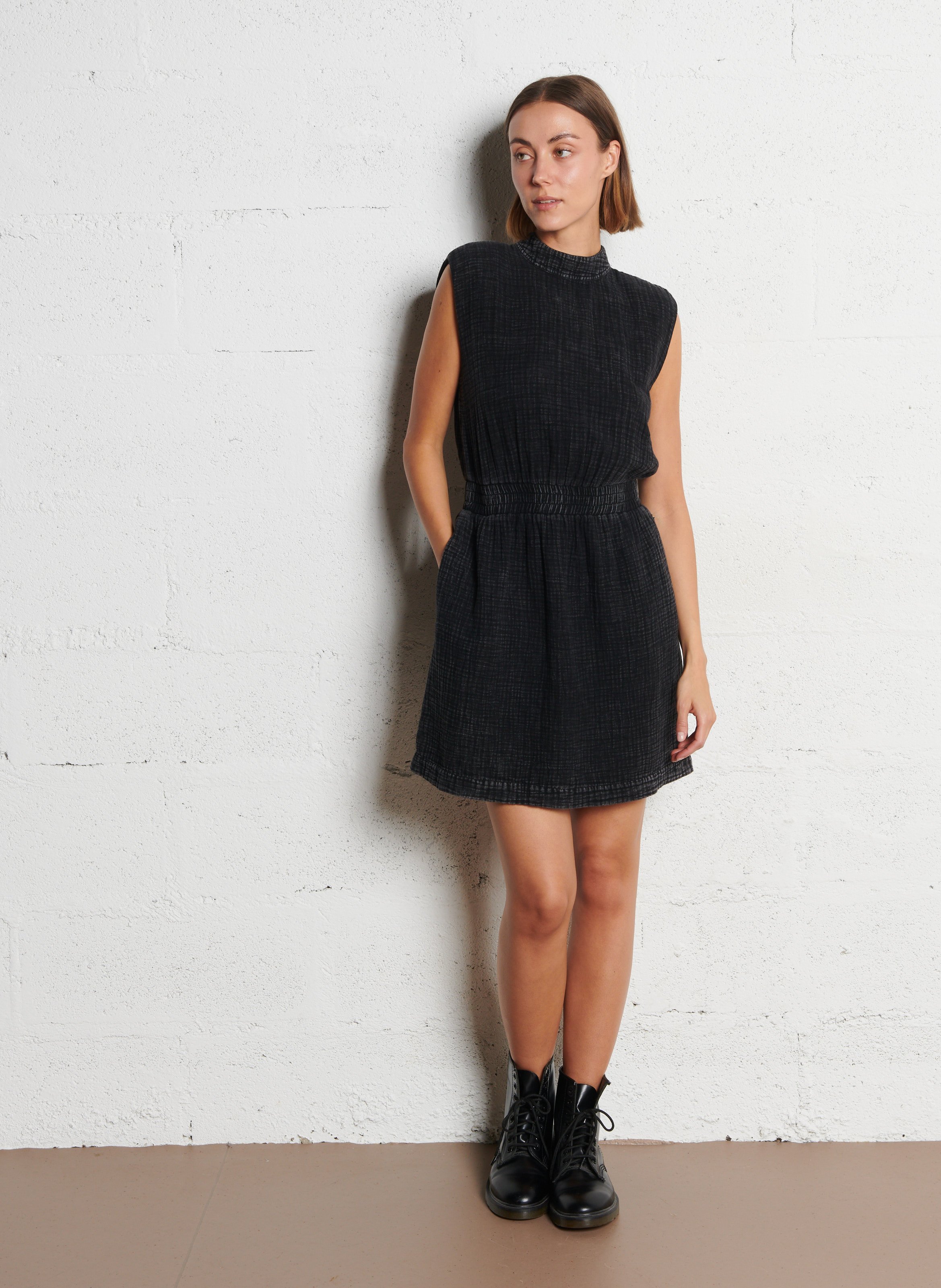 Robe courte col v IKKS Gris