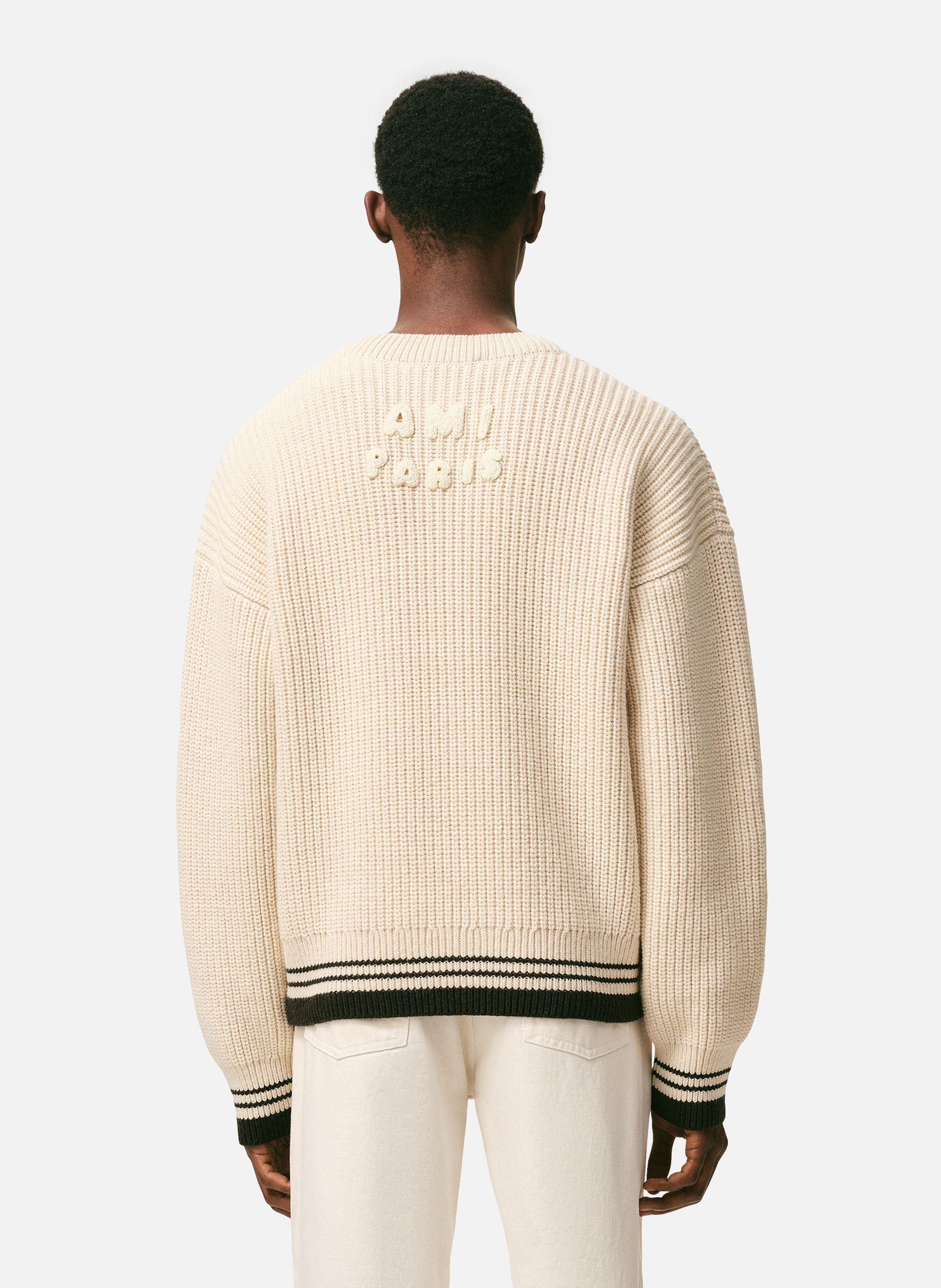 Pull col v ami de coeur en laine côtelée unisexe AMI PARIS Blanc