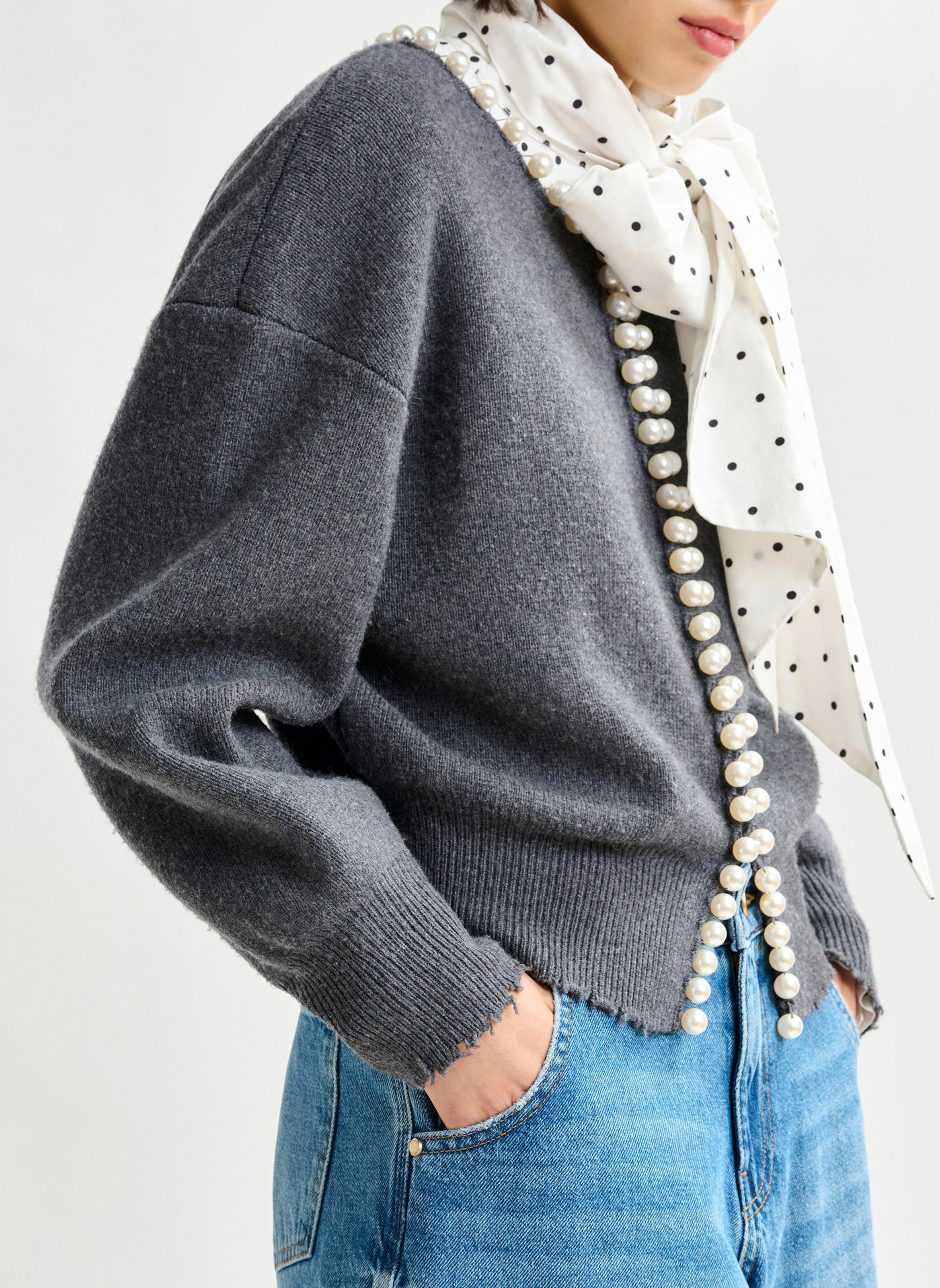 Cardigan droit à perles Ideas ESSENTIEL ANTWERP Gris