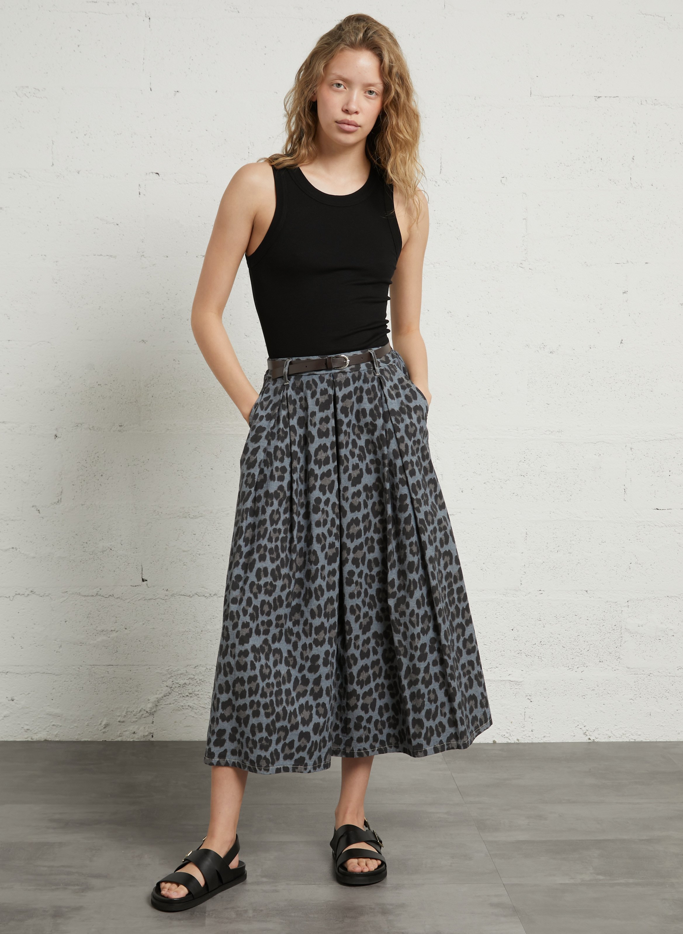 Sandales plates en cuir nori BOBBIES Noir