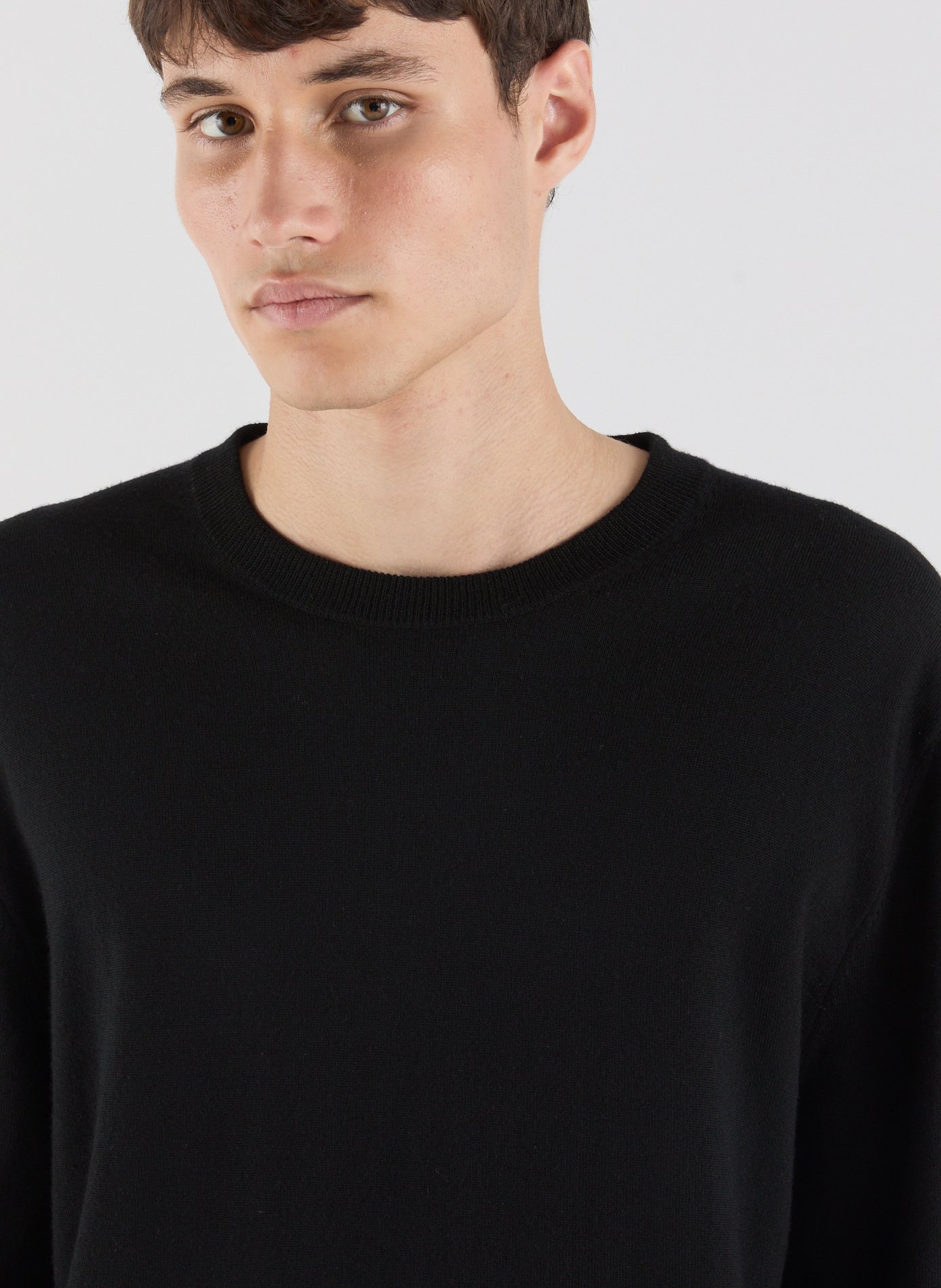 Merino wool round-neck jumper SAISON 1865 Black