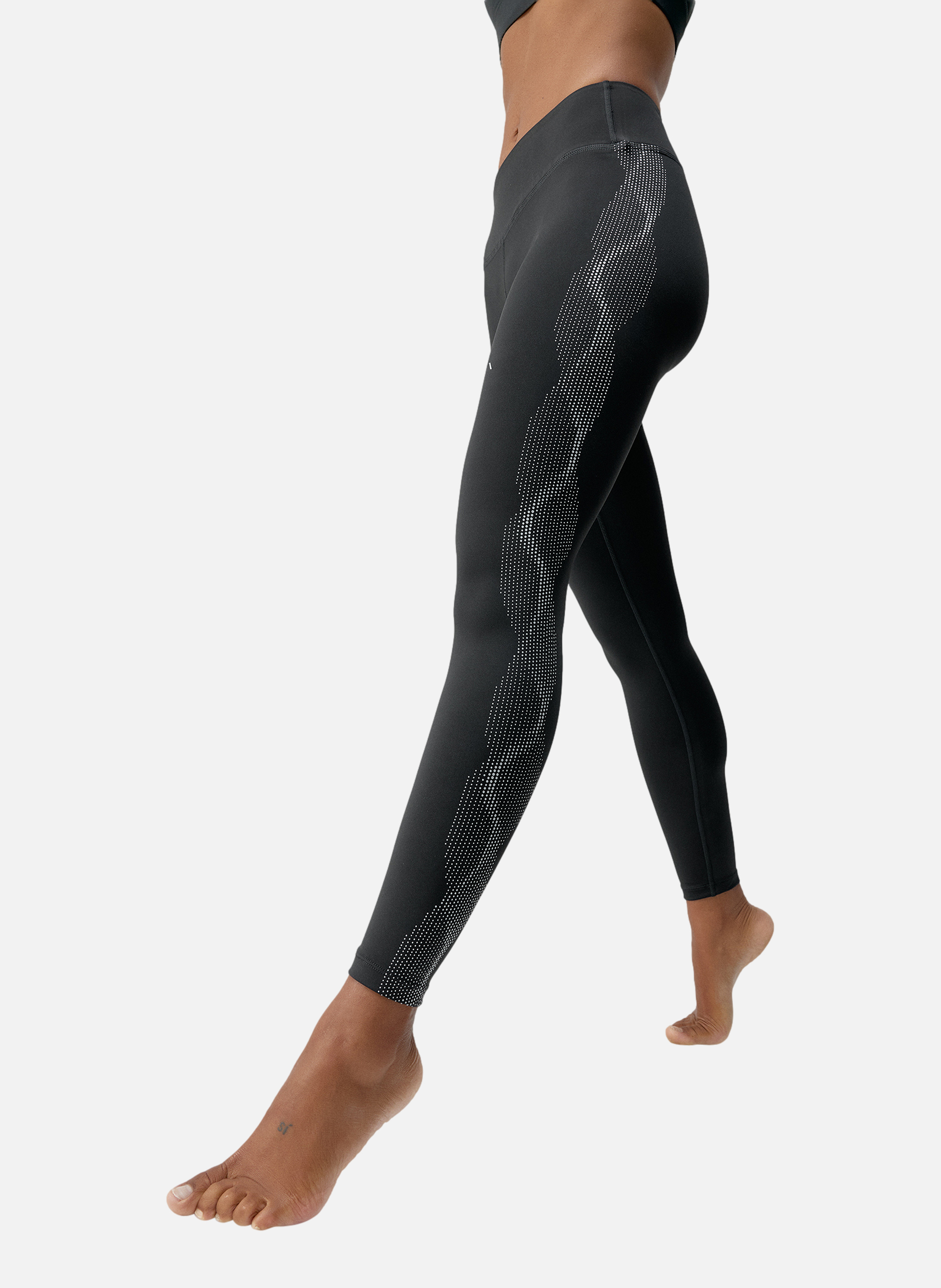 Legging de sport long performance kishi BORN LIVING YOGA Noir