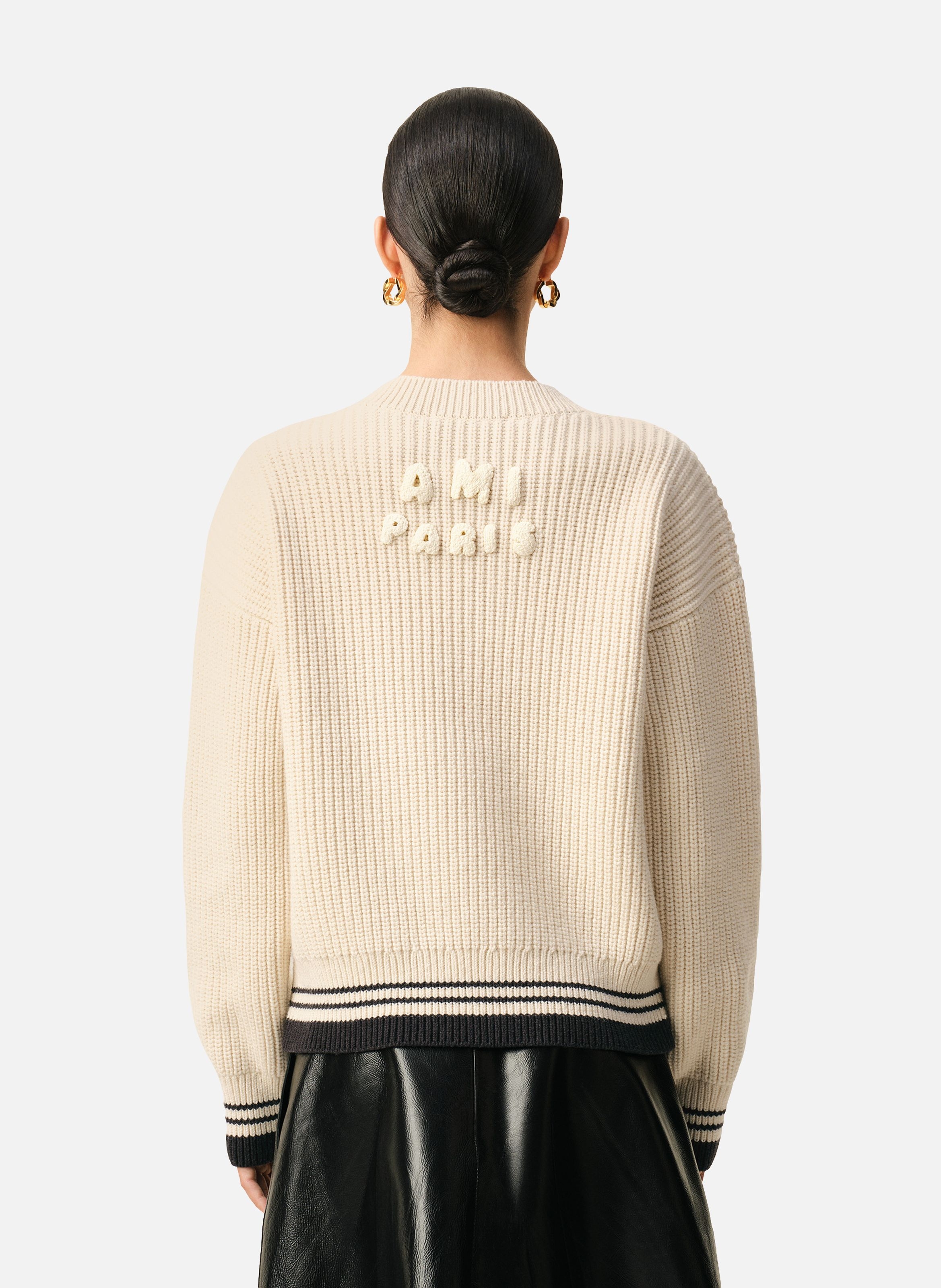 Pull col v ami de coeur en laine côtelée unisexe AMI PARIS Blanc