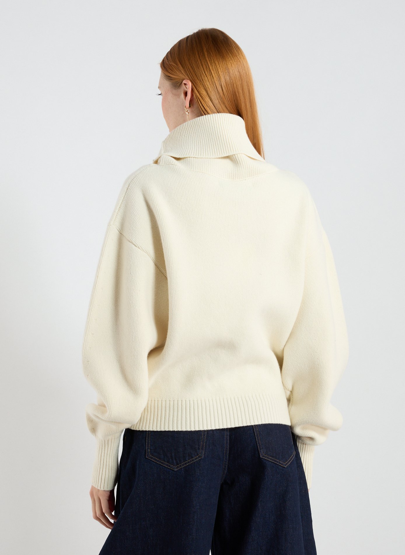 Pull col roulé large en laine vierge et cachemire JACQUEMUS Beige