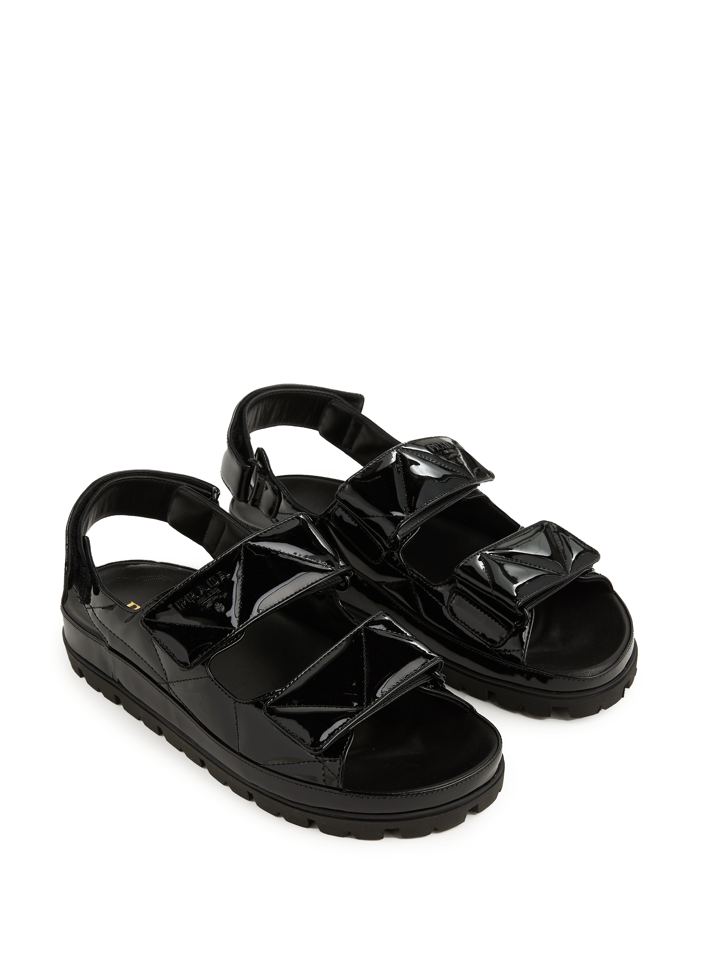 Sandales en cuir verni