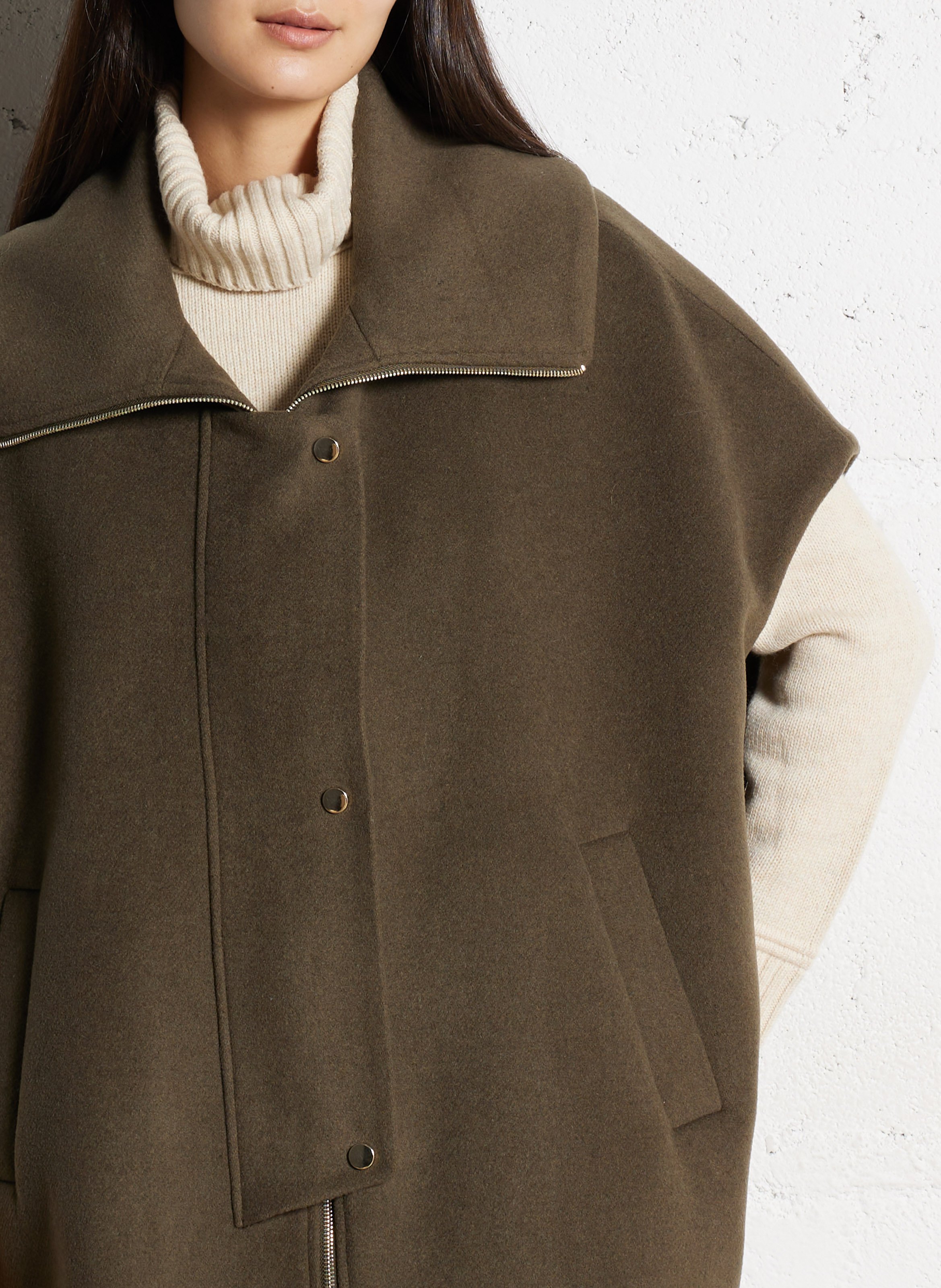 Cape ample sans manches zippée unie dandy MAISON 123 Kaki