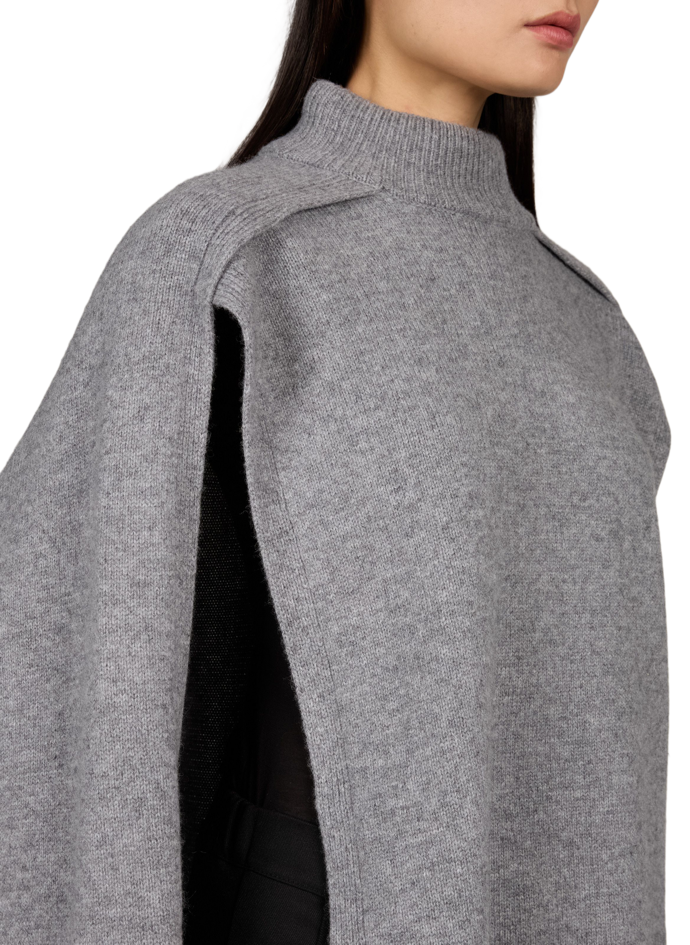 Weiter asymmetrischer Wollpullover SOURCE UNKNOWN Grau