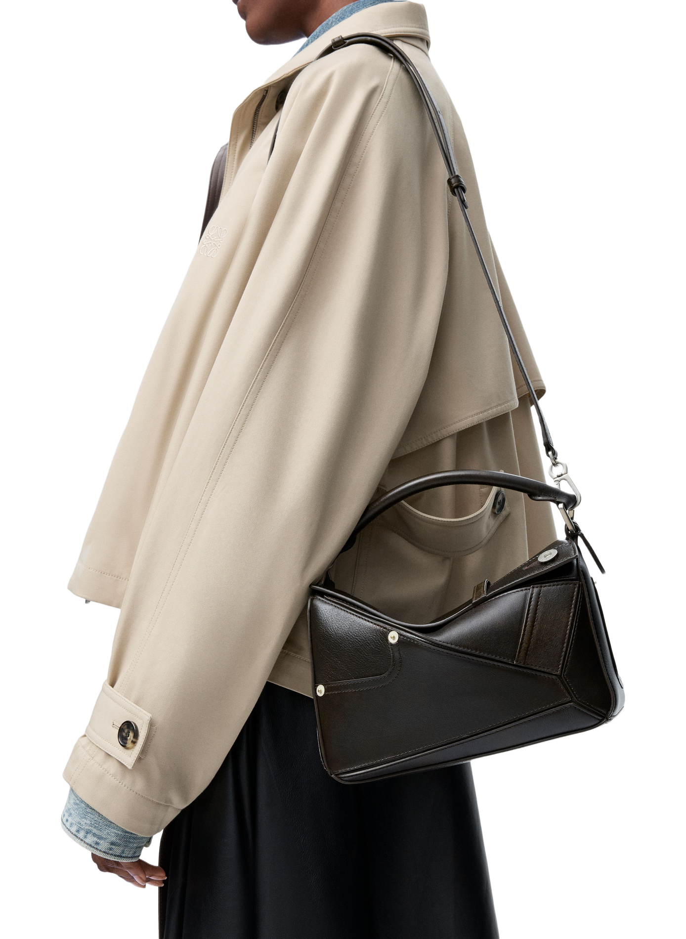 Petit sac Puzzle Panta en cuir de veau brillant LOEWE Noir