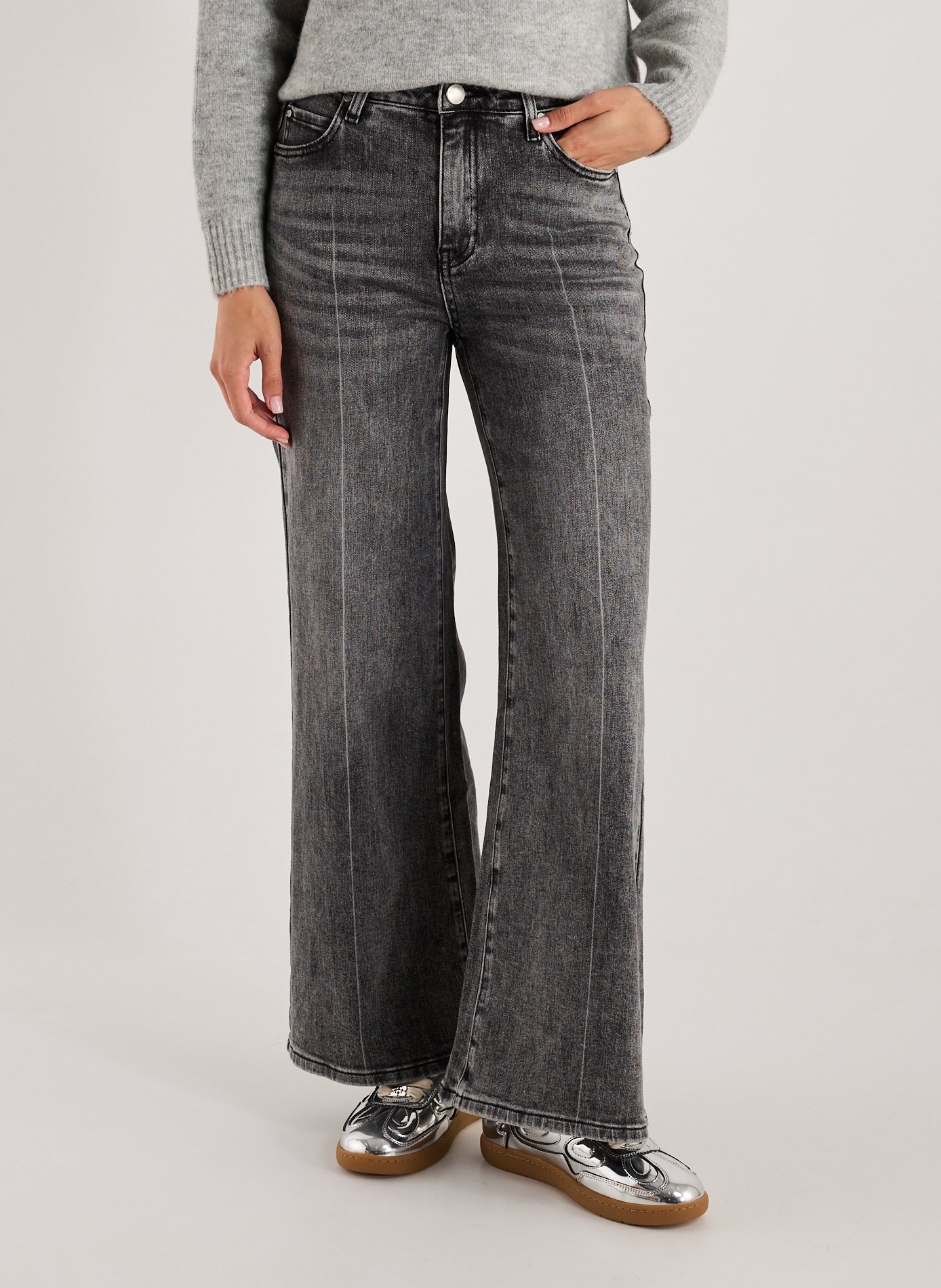 SUNCOO Faded and Flared Cotton Blend Jeans Grey