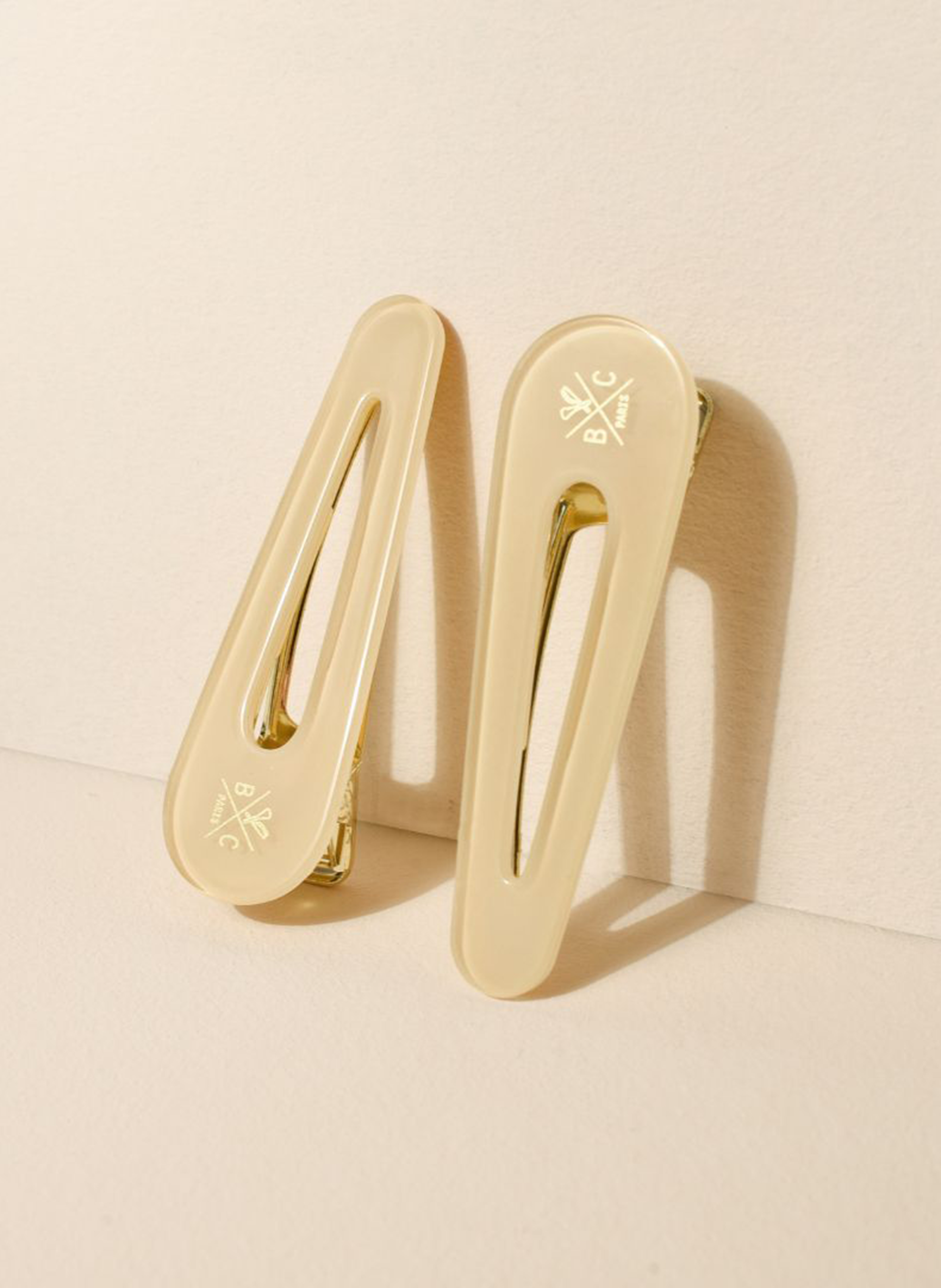 Two hair clips Ivoire